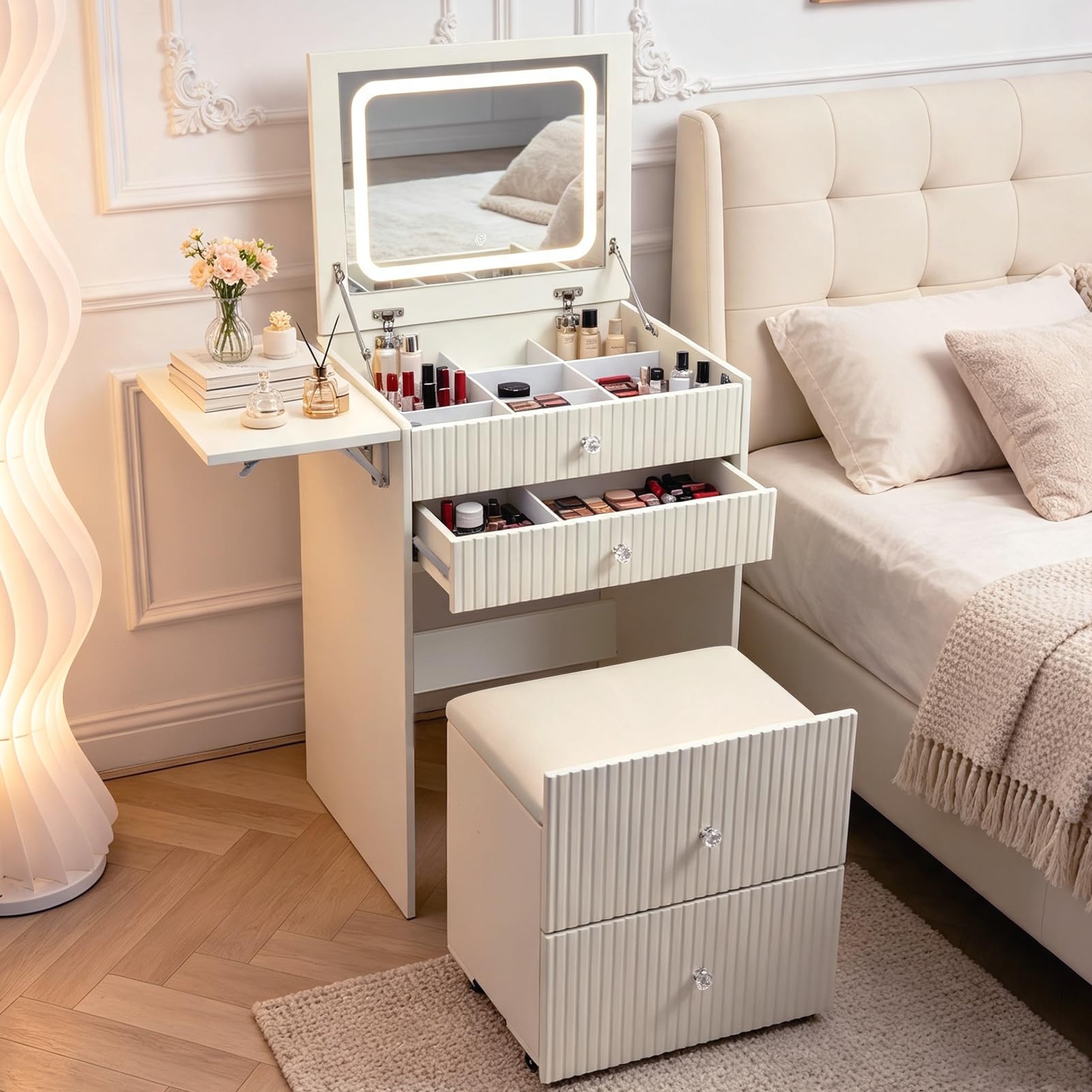 Tocador 3 en 1 con iluminación, pequeño tocador con espejo plegable, 3 cajones, taburete acolchado con espacio de almacenamiento, mesa de vestir para dormitorio, apartamento, color blanco