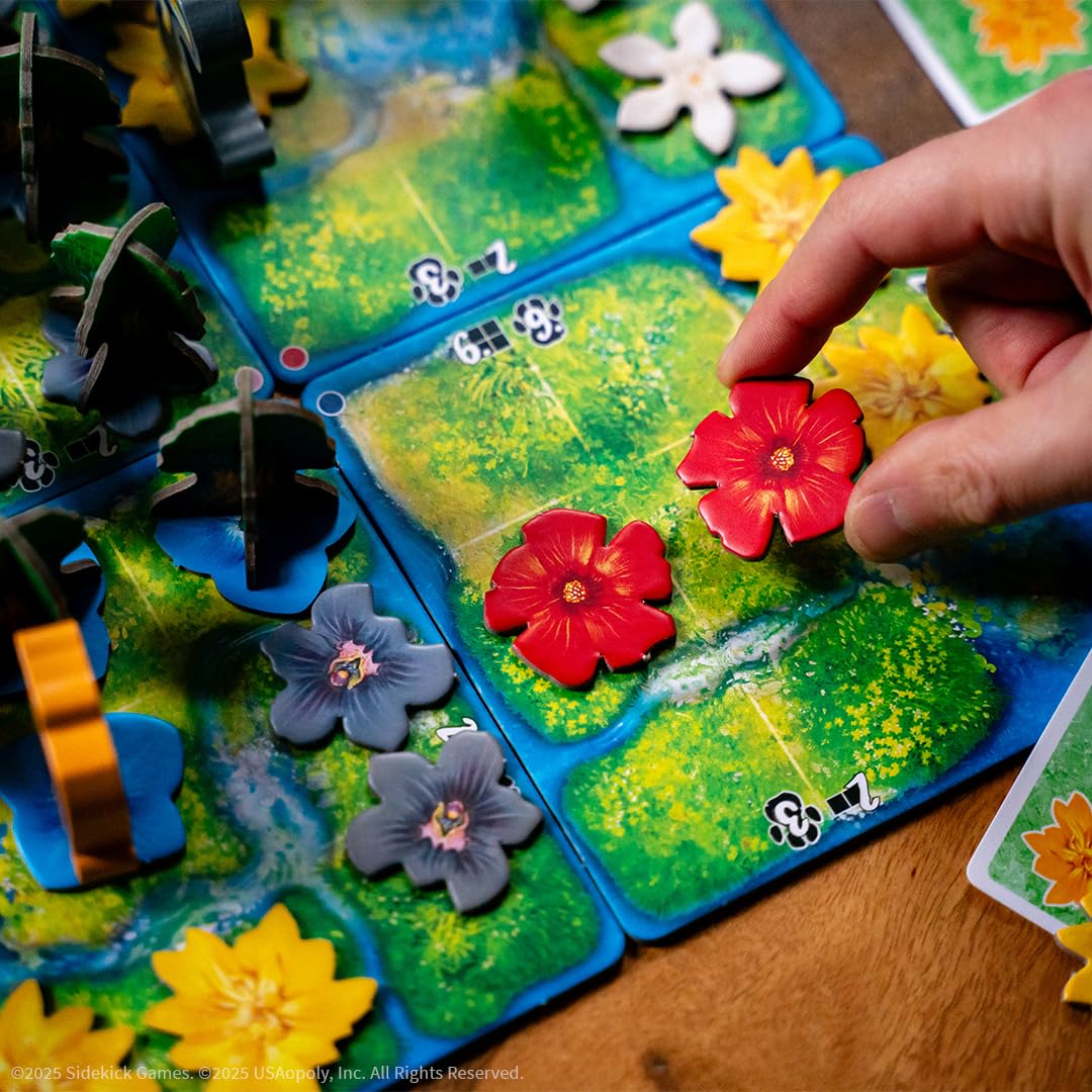 USAopoly HUTAN: Life in The Rainforest - Tile Placement Board Game - for Families & Friends - 1–4 Players | 30–45 Min | Age 8+ - English