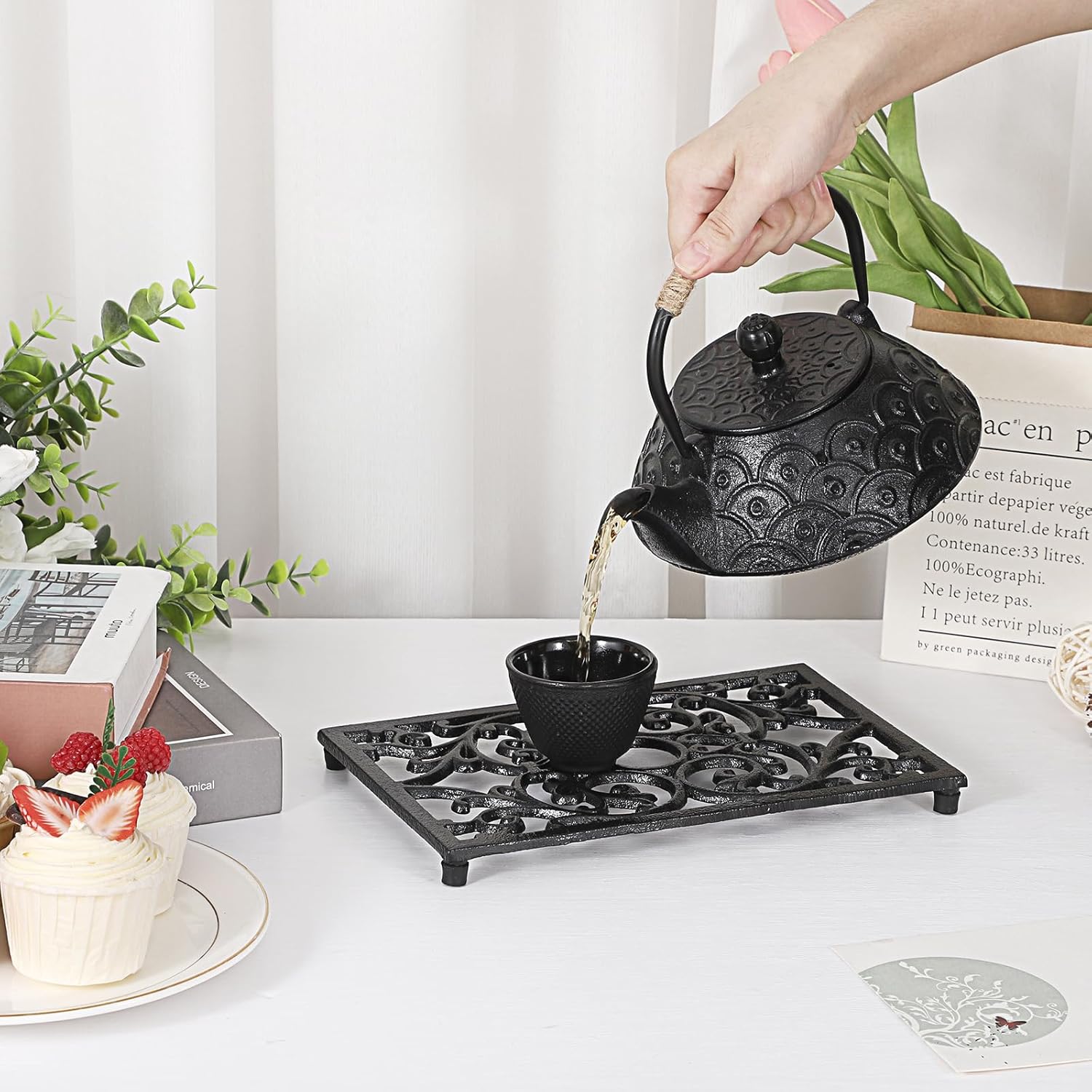 Sumnacon 2PCS Rectangle Cast Iron Trivets, Heat Resistant Iron Trivet for Hot Dish Pot Pan Plate Teapot, 9.4" x 6.1" Decorative Black Metal Trivets with Rubber Peg for Kitchen Dining Table Countertop