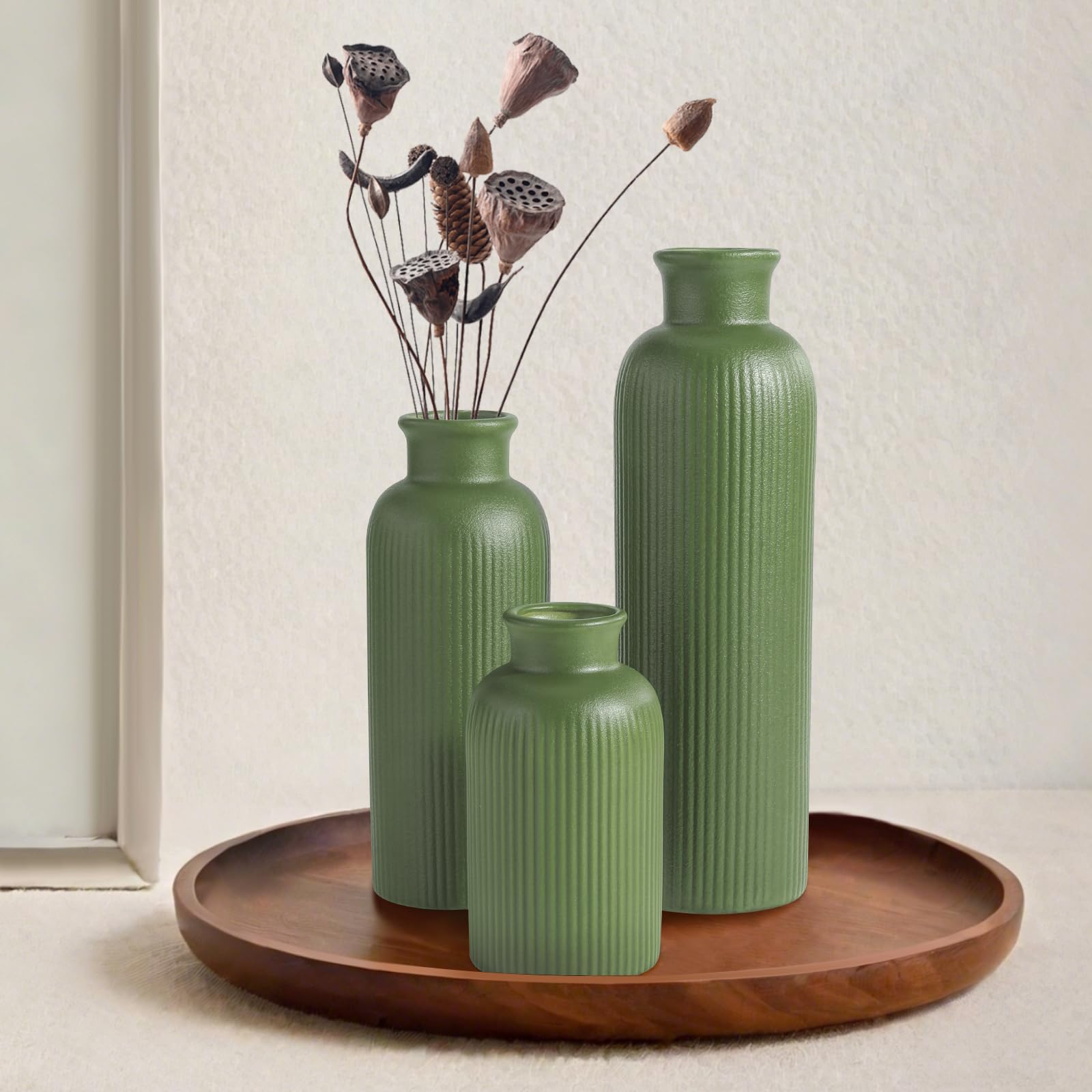 GUKJOB Set di 3 piccoli vasi in ceramica verde salvia, vasi da fiore moderni in stile Boho per la decorazione della stanza, decorazione in stile fattoria, vasi per la tua cucina, bagno, camera da