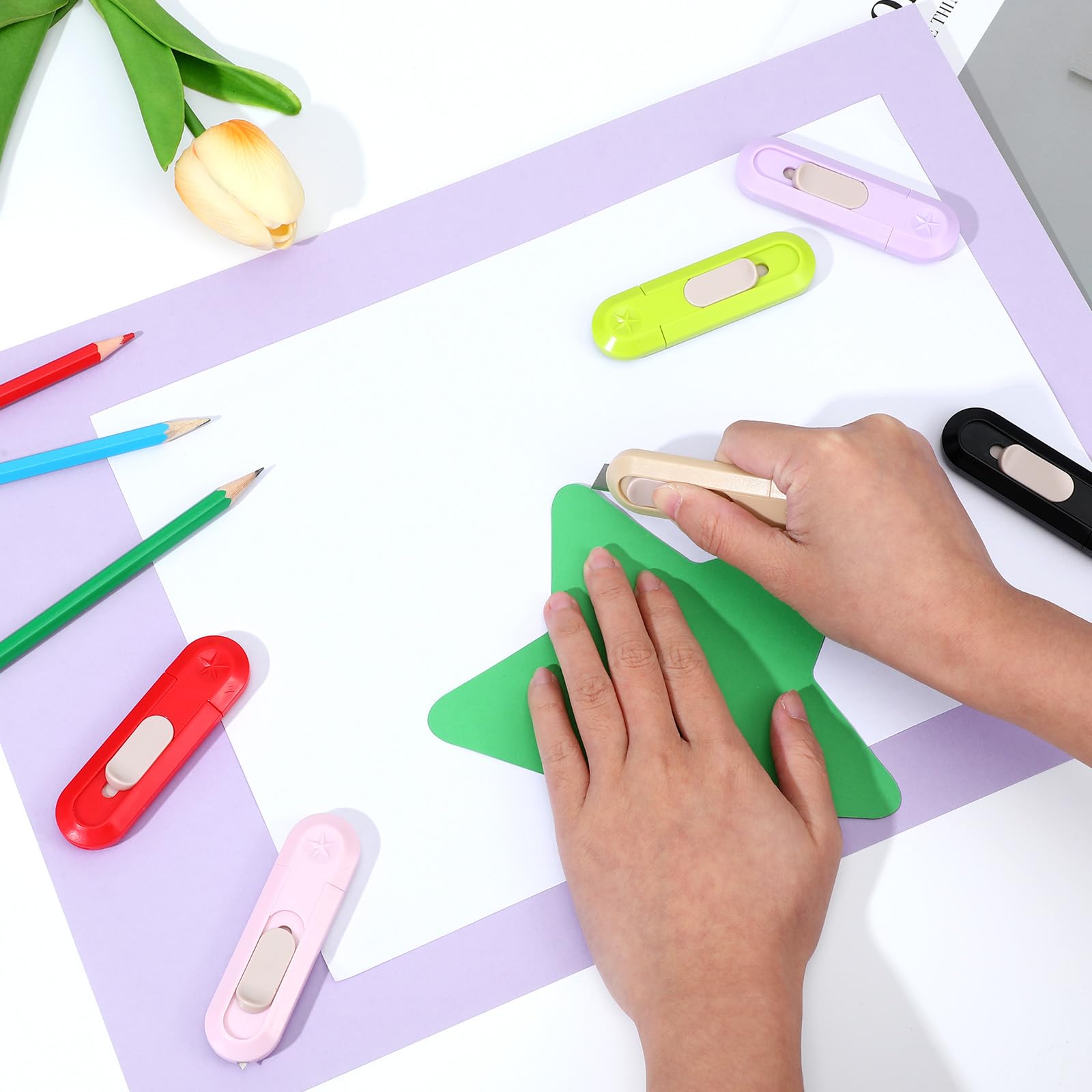 CIOUYAOS 6 stuks briefopener, mini snijmes, kleine pakketopener, universeel mes, veiligheidsmes voor Clean Girl, esthetisch, school, kantoor, thuis, spullen (3 Katten 3 Bloemen