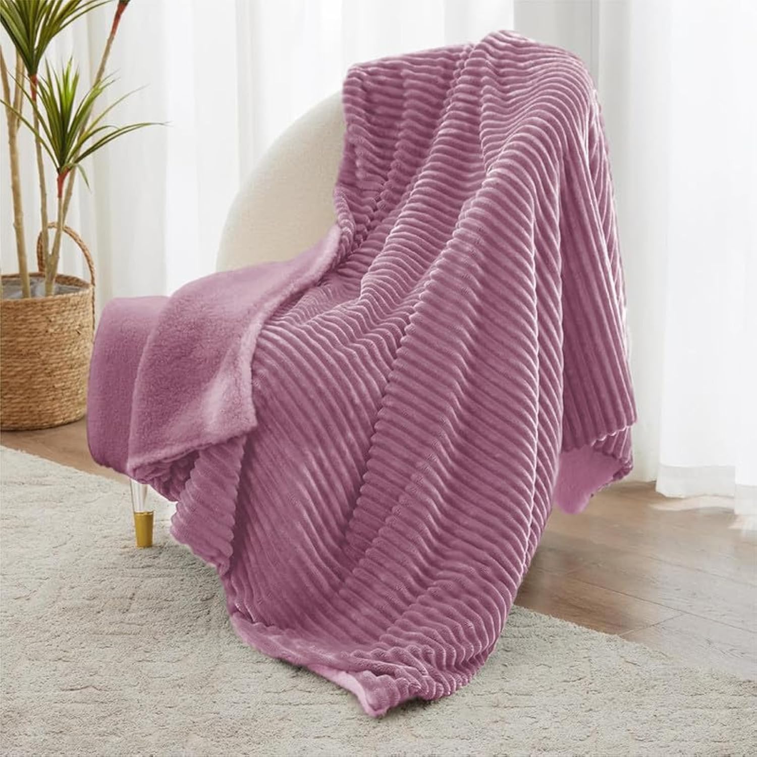 BSB HOME Pencil Pattern Flannel Fleece Sherpa Blanket – 220 x 150 cm, Soft, Plush, Fluffy Season/AC and Mild Winter Reversible Blanket – Single Bed (Color- Pink, Weight – 1.6 kg)