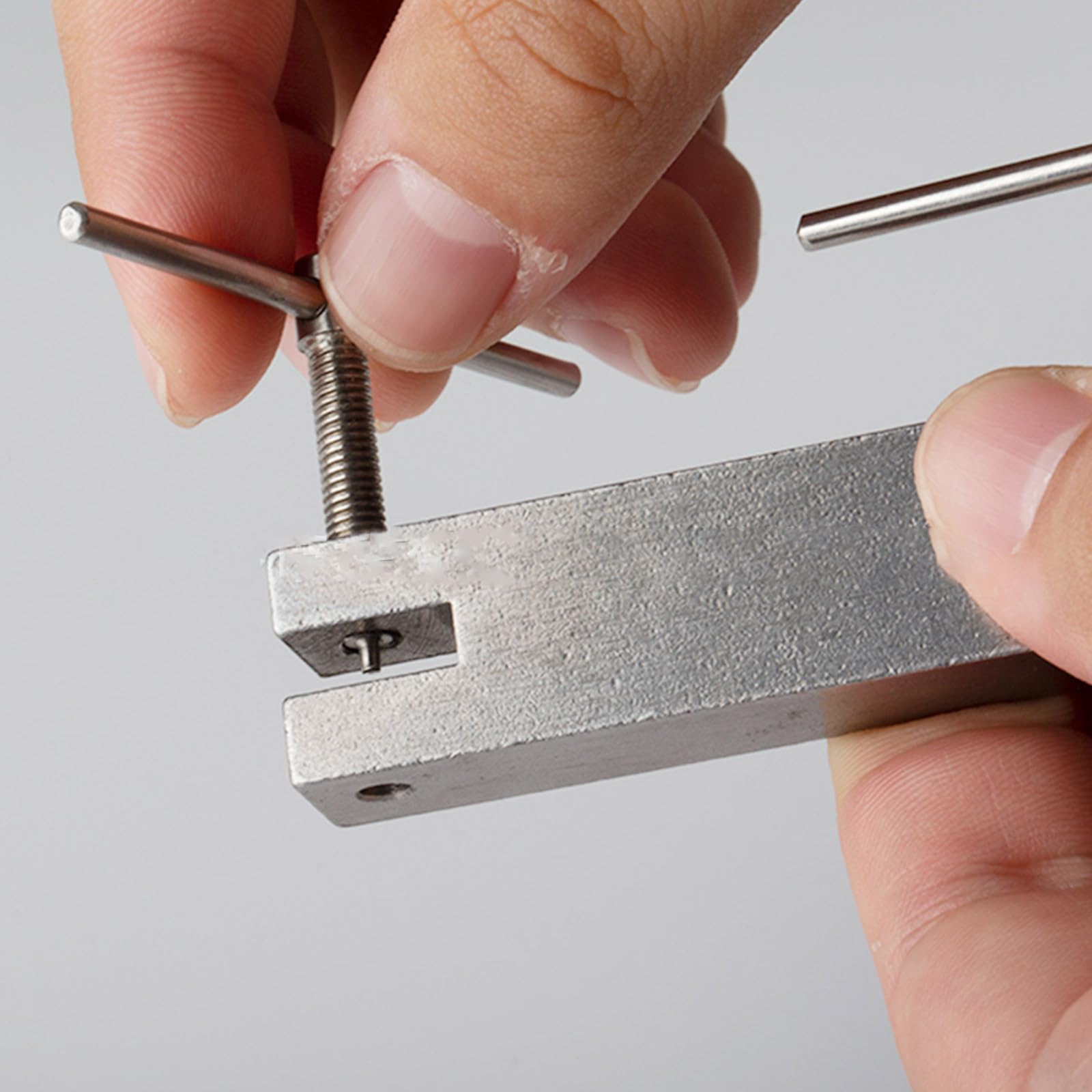 Locher Handwerkzeug mit einstellbarer Spannung, robustes Zentrum für Metall, Glas und Holz, handgeführter Locher