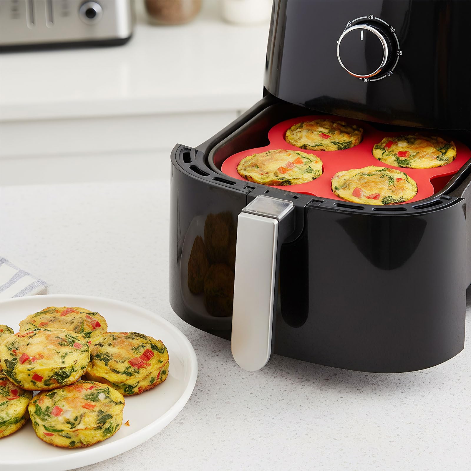 2 Piezas Molde de Silicona con Pincel para Magdalenas, Molde Repostería 4 Cavidades Antiadherente, Molde Cupcake Mini, Sin BPA para Horno, Air Fryer, Lavavajillas (Rojo)