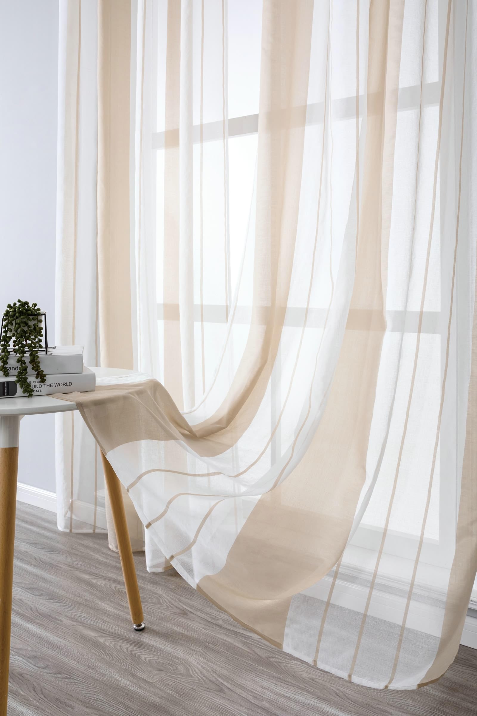 Transparente Voile Vorhänge Beige mit Ösen, Polyester Vorhänge Elegant Kurz 2 Stück für Schlafzimmer, H244 x B102 cm
