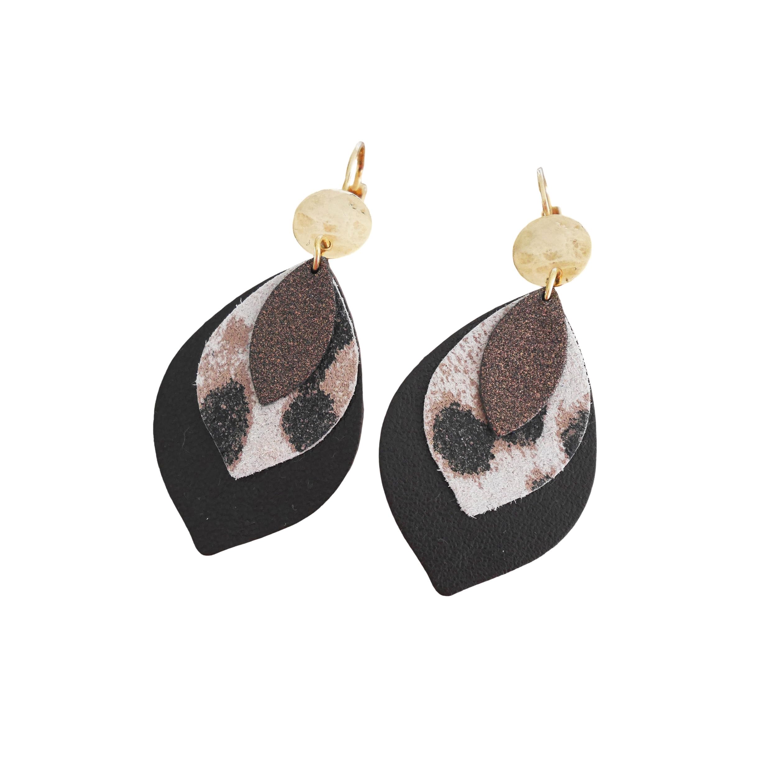 Boucles d'oreilles feuilles en cuir pour un style bohème chic quotidien