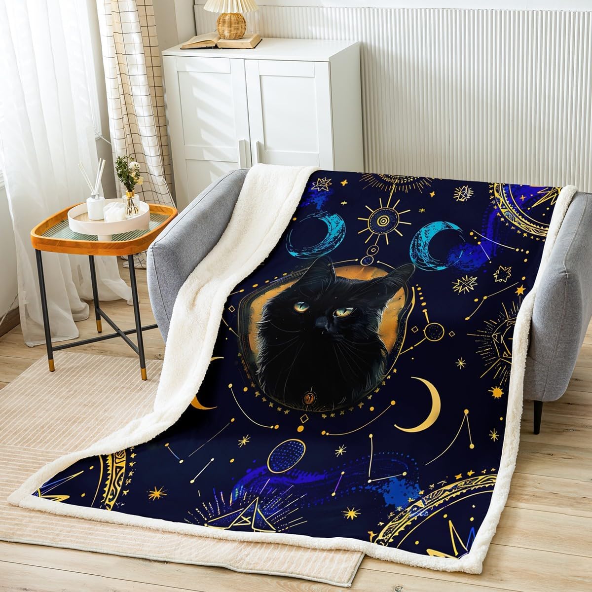 Wild Lion Couple Flannel Blanket,King and Queen Golden Crown Fuzzy Blanket for Children Present,3D Tropical Western Animal Yellow Flowers Polyester Throw Blanket for Couch, Twin Size (60 x 80 Inch)