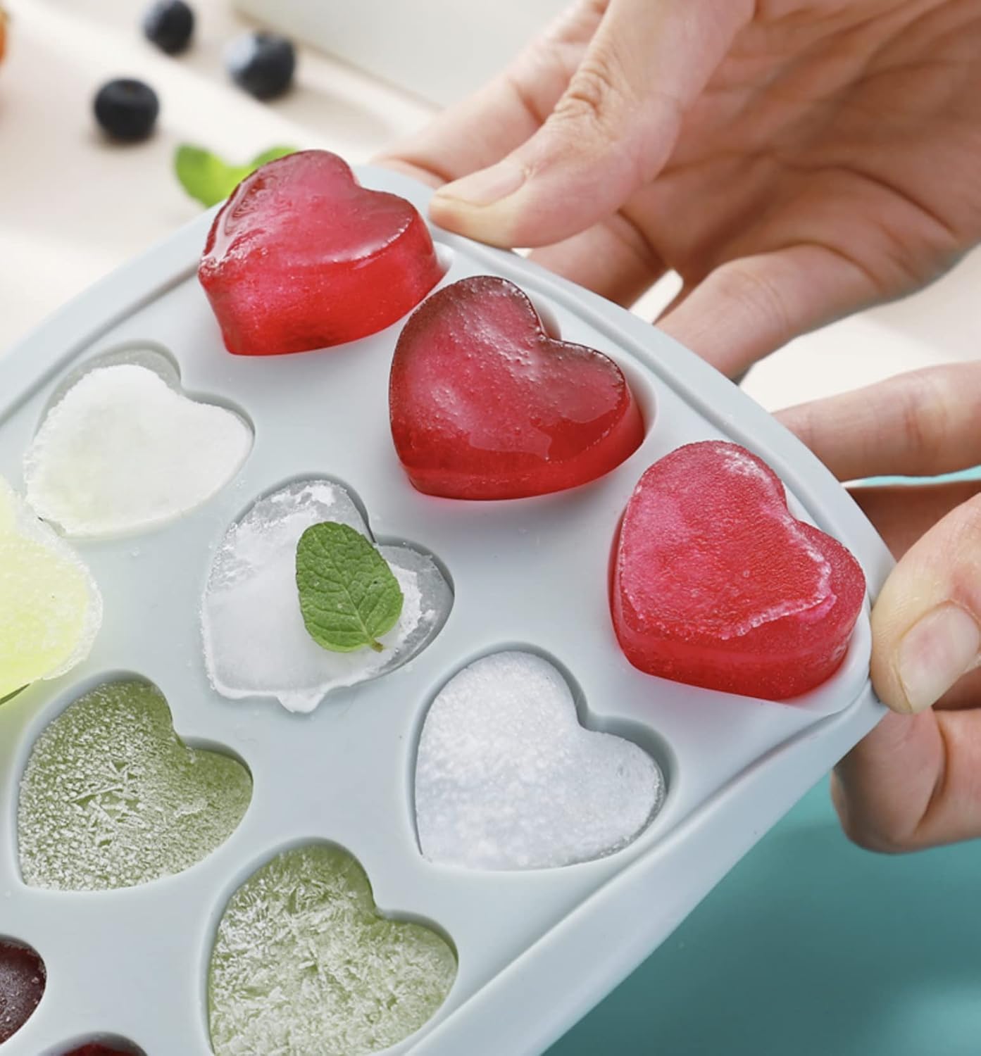 PEPAXON Heart Ice Cube Trays with Lid Ice Cube Trays for Freezer Reusable Ice Cube Mould Silicone Flexible Ice Cube Moulds 21 Grids Pack of 2 (Pink+Blue) - Image 4