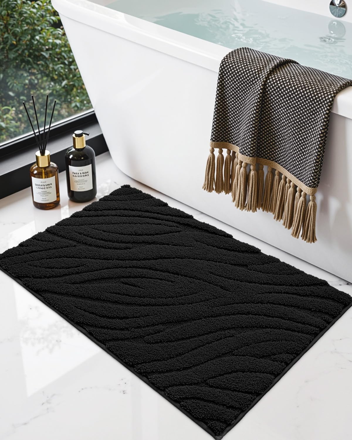 DEXI 24x36 Black Bathroom Rug - Extra Soft Microfiber Bath Mat, Super Absorbent Non-Slip, Machine Washable Shower Floor Mat