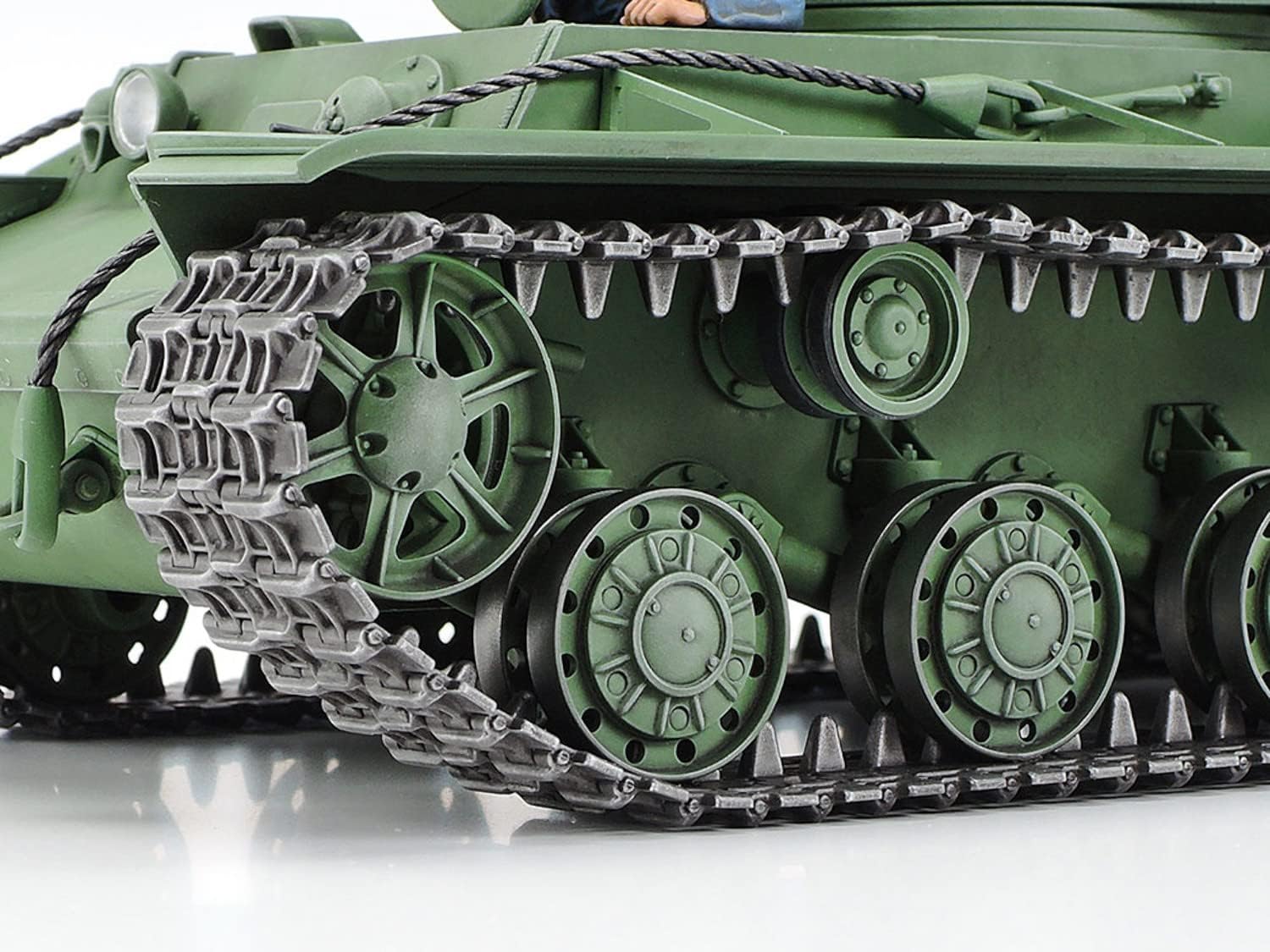 TAMIYA 35375 1:35 Rus. Sw. Pz. KV-2 Giant 152 mm Faithful Replica, Model Building, Plastic Kit, Crafts, Hobby, Gluing, Model Kit, Assembly, Unpainted, Multi-Coloured