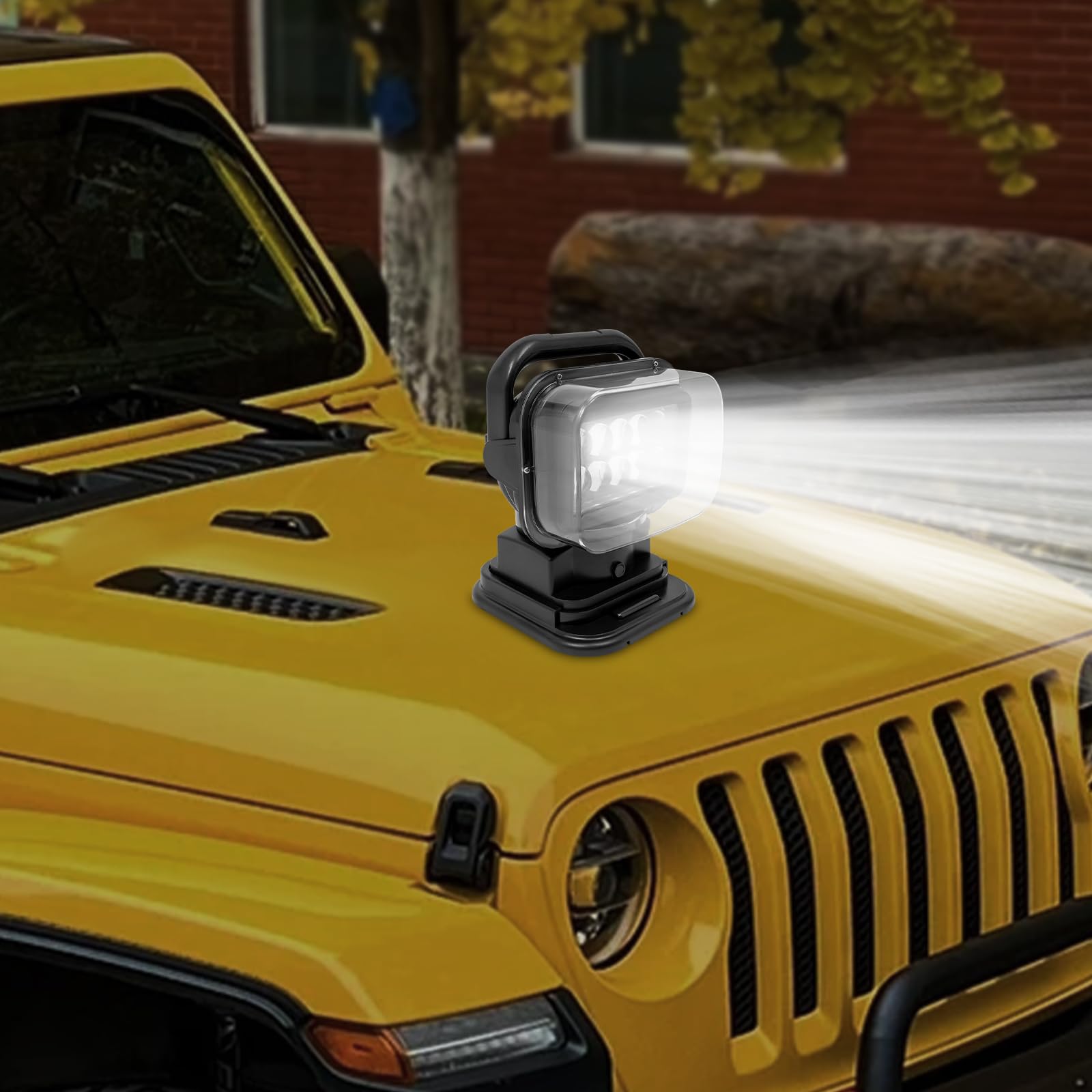 Faro da lavoro a LED, 50 W, 600 m, con telecomando e base magnetica, luce di ricerca a 360°, per SUV ATV, barche, IP67, colore nero [classe energetica E]