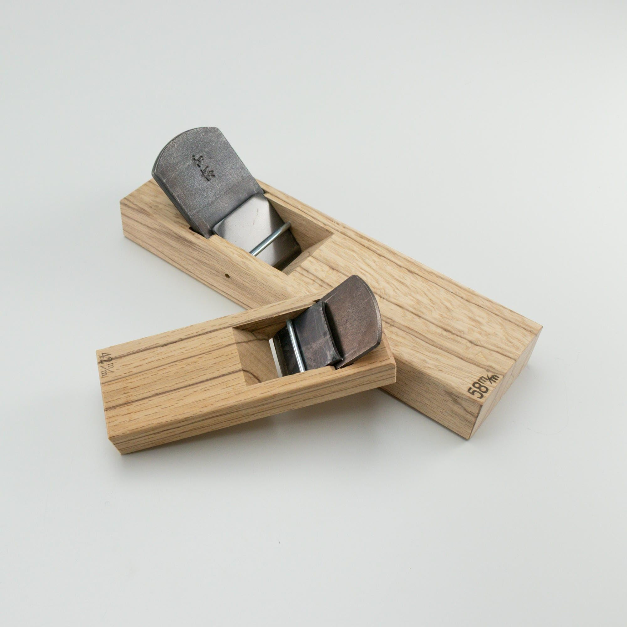 Pialla manuale giapponese Wazakura, realizzata in Giappone, pialla manuale Kanna Block per lavorazione del legno, levigatura, finitura, utensile da falegnameria (58mm)