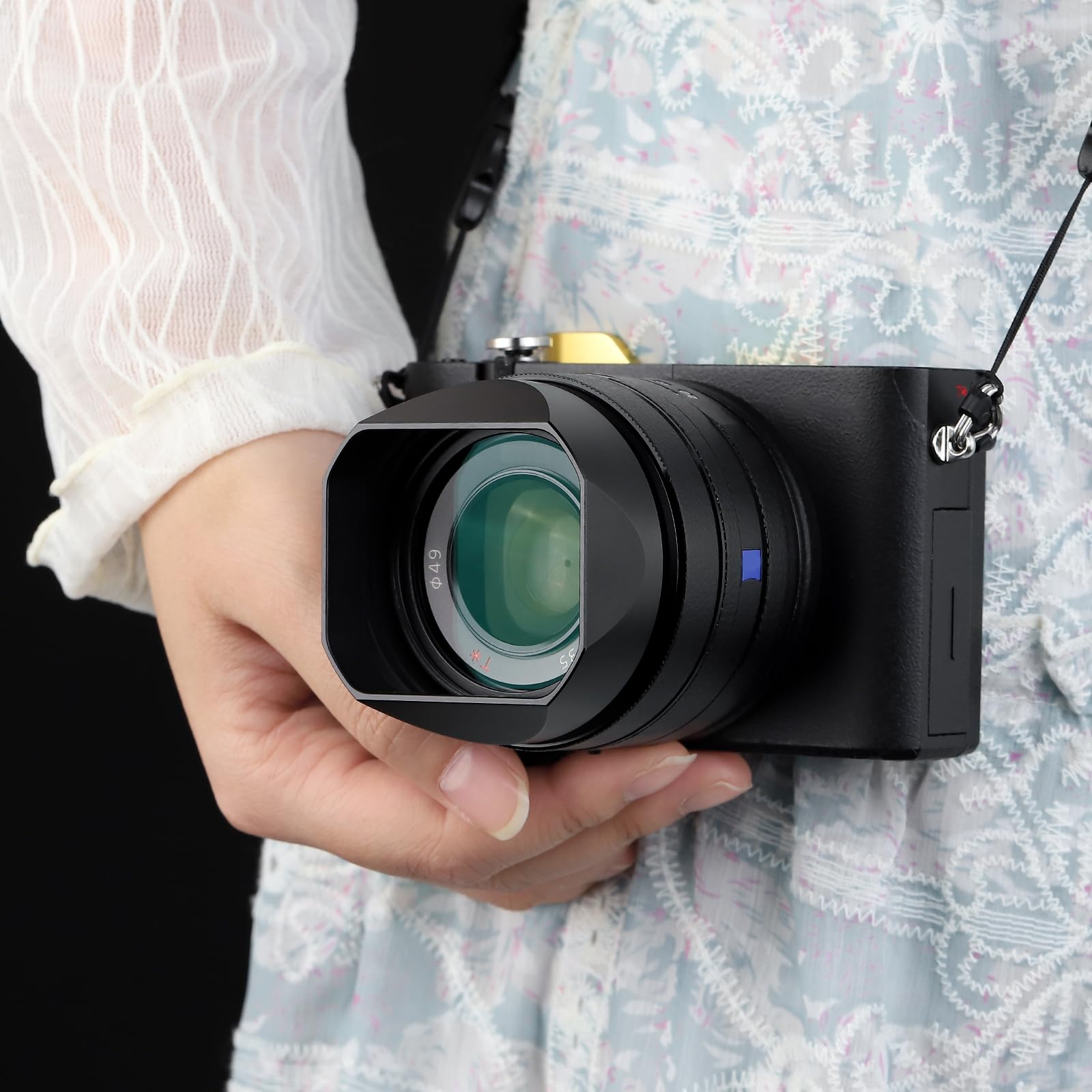 Haoge Paraluce quadrato in metallo a baionetta per obiettivo Sony FE 50 mm F2.5 G FE 40 mm F2.5 G FE 24 mm F2.8 G, RX1/RX1RII/RX1R2/RX1RIII/M3, paralume con tappo LH-S245N