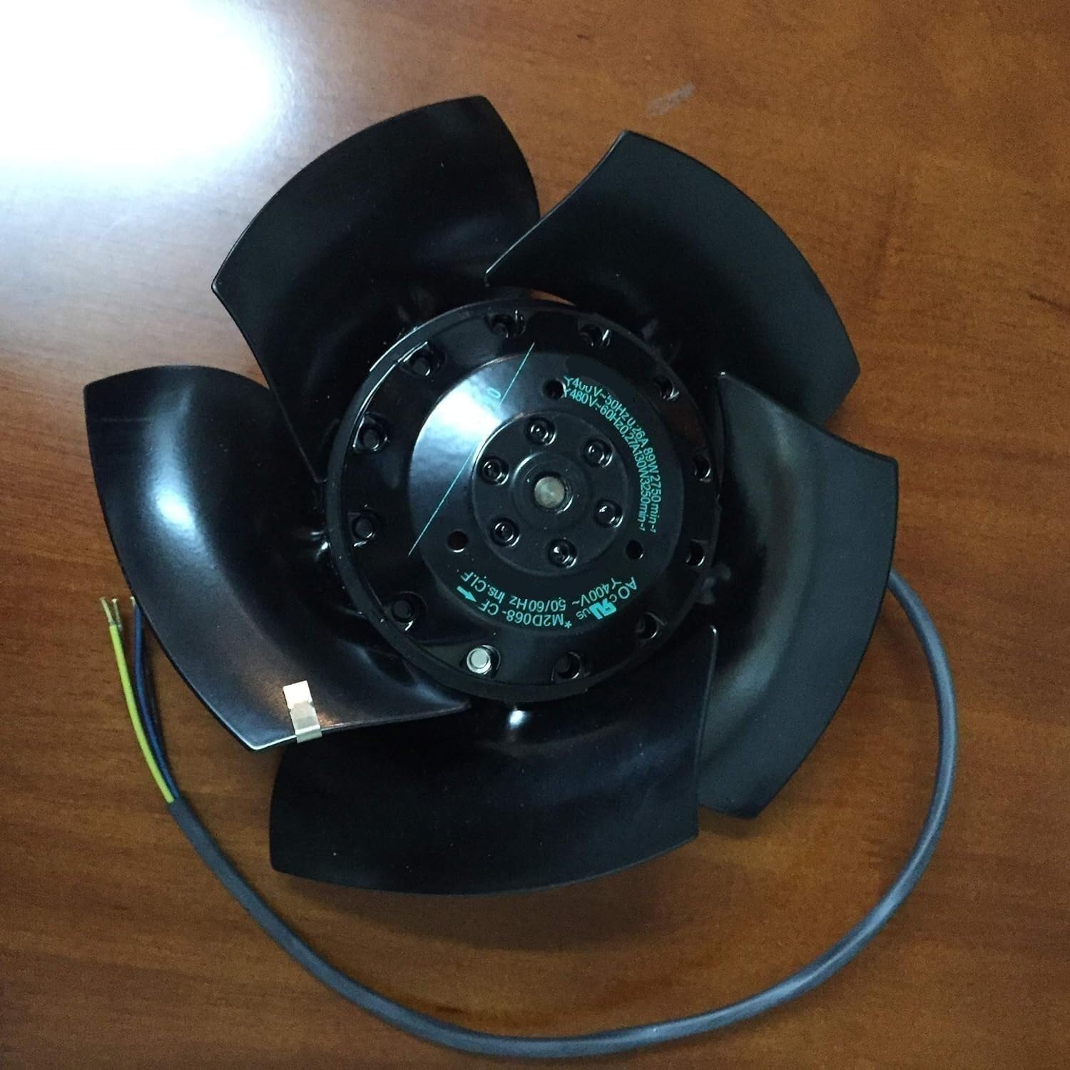 Ventilador axial alto rendimiento ZKTDJ Papst M2D068-CF 400V 89W con 1 año garantía