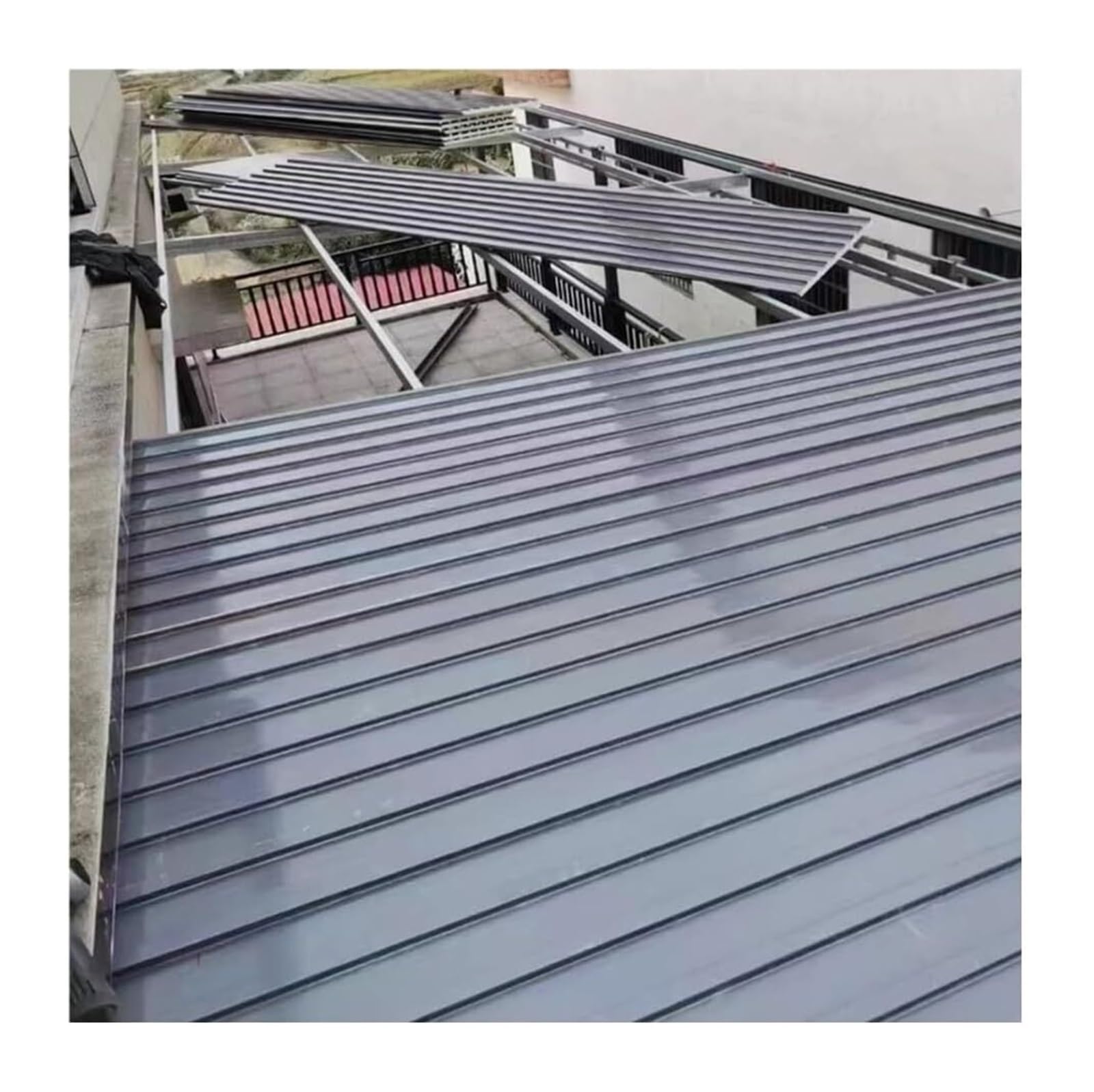 Paneles de aluminio para cubiertas aislados: despídete del calor en el carport o porche