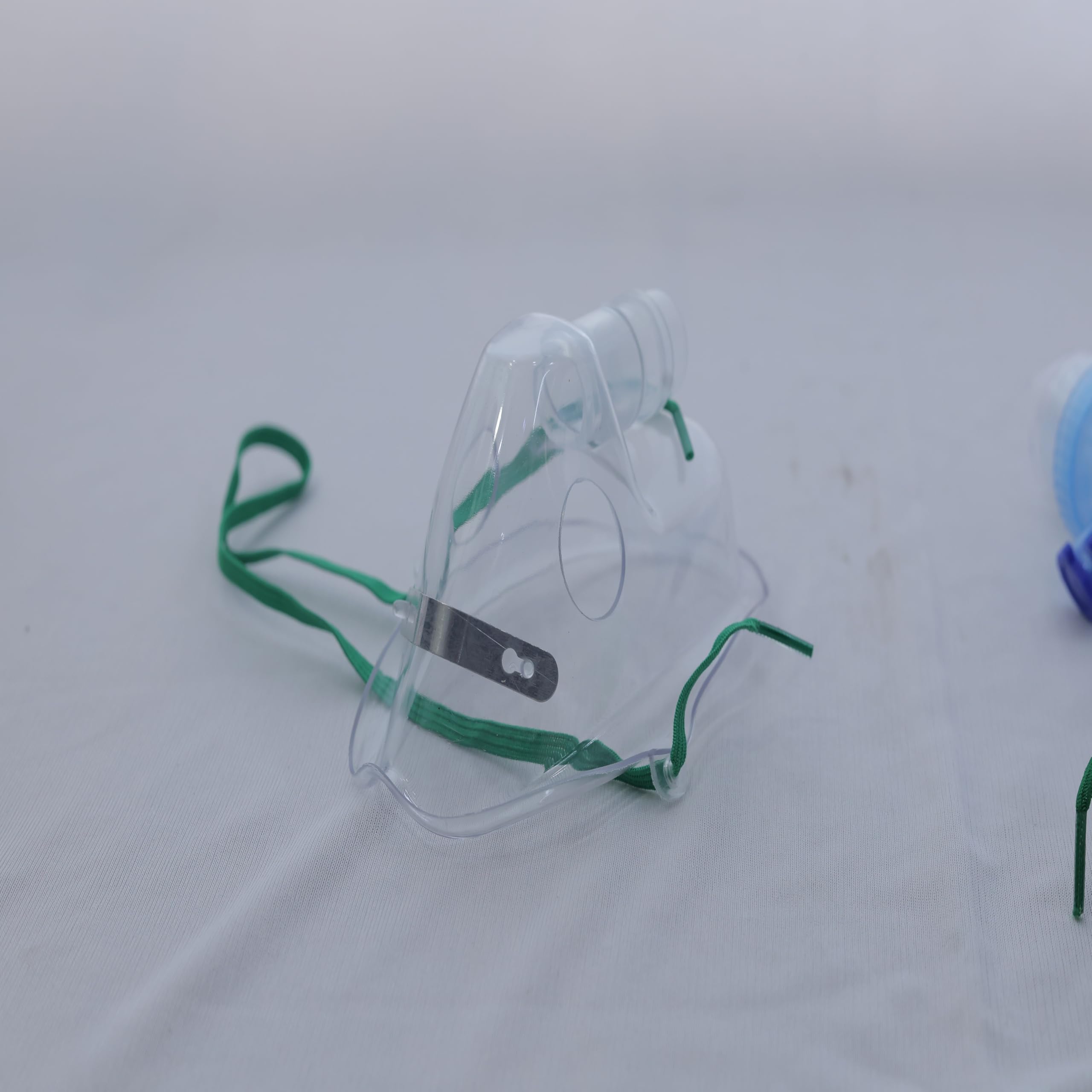 vsuremed Nebulizer Machine with child and adult mask 4