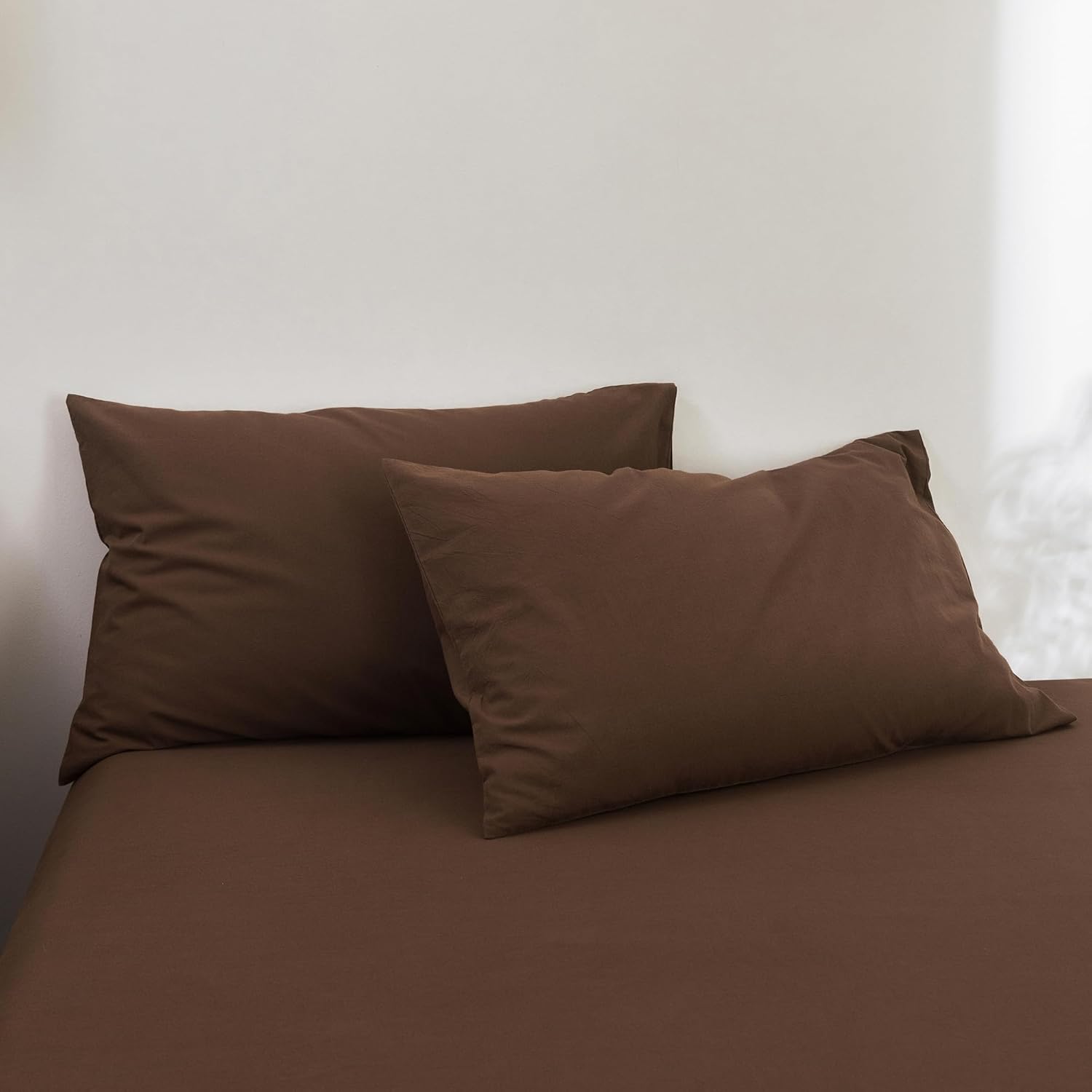 FOSSA 100% Washed Cotton Pillowcases Set of 2 Linen Feel Super Soft Breathable Cozy Pillow Covers with Envelope Closure Solid Cocoa Brown Standard
