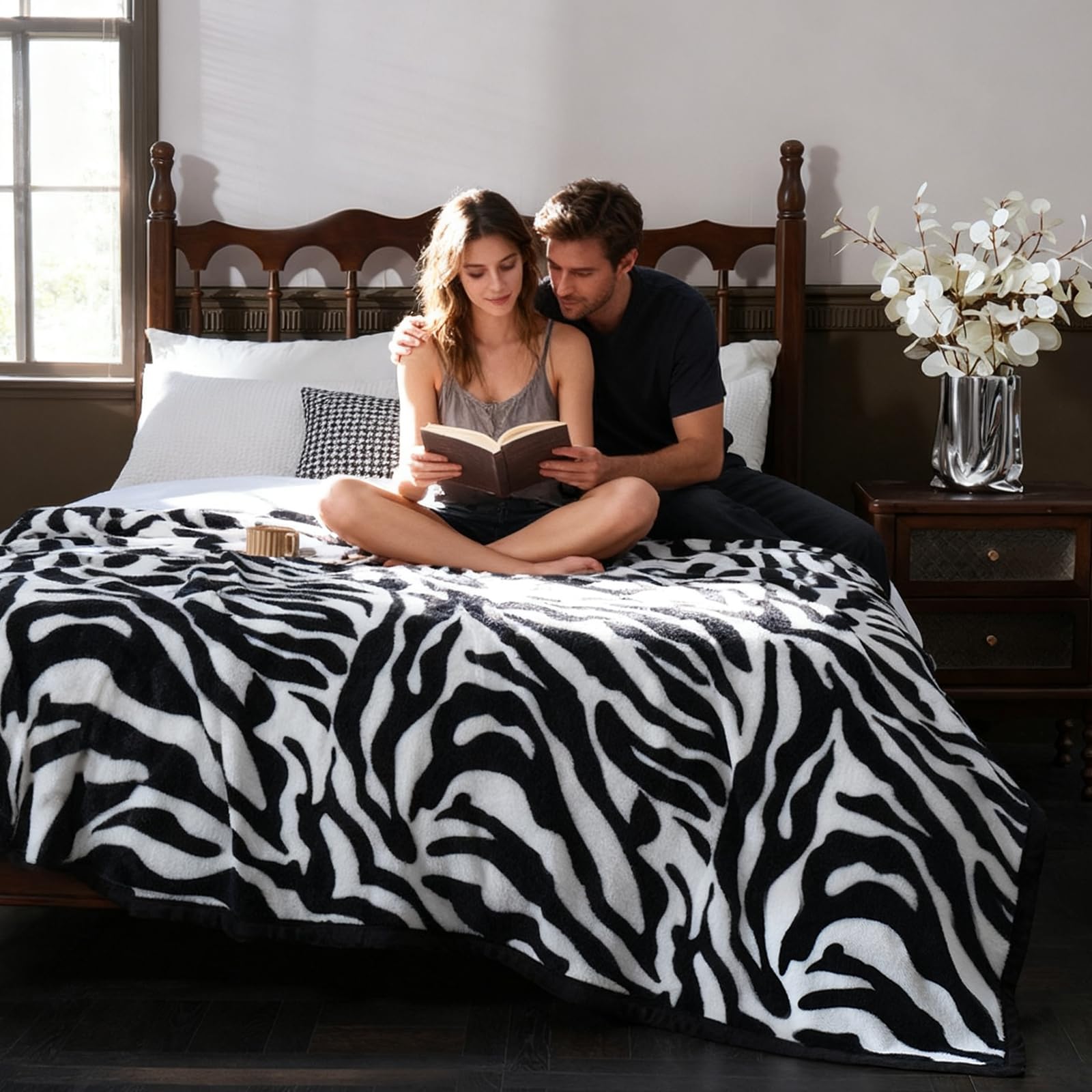 PU MEI Fuzzy Flannel Throw Blanket for Sofa, Couch, Bed, Black and White Zebra Print Blanket Animal - Lightweight Double Sided Cozy Super Soft Blankets, 80" x 90" inches: Zebra 80"*90"