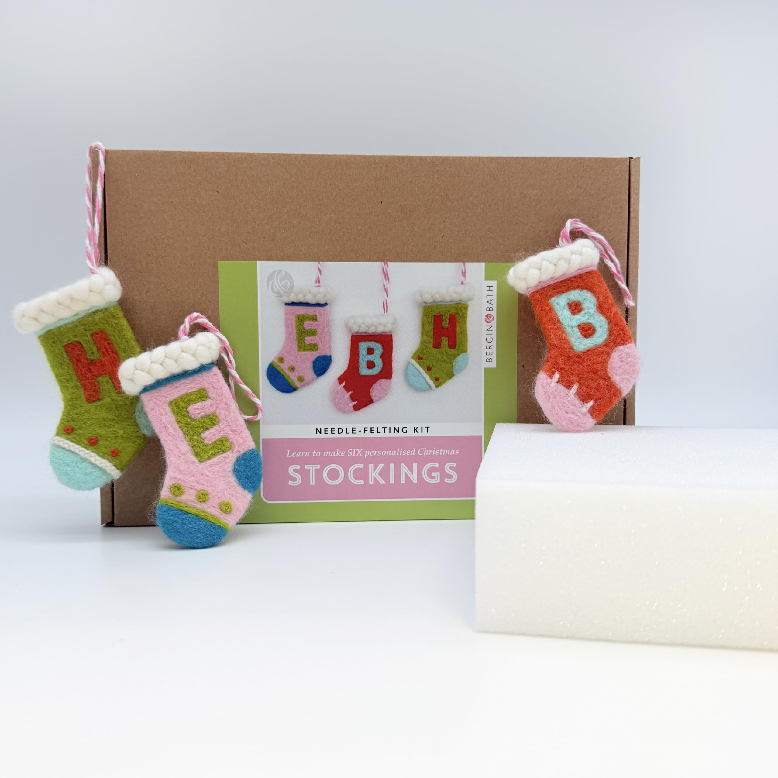Bergin & Bath Needle Felting Kit, Stockings (with Mat)