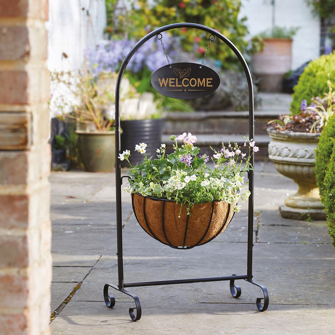 Classic Welcome Planter with Steel Frame, Hanging Sign, 36cm Basket & Liner – Indoor Outdoor Home Garden Plant Pot Decoration for Doorway, Entrance, Patio, Decking, Pathway, Yard – H92 x W46 x D36cm