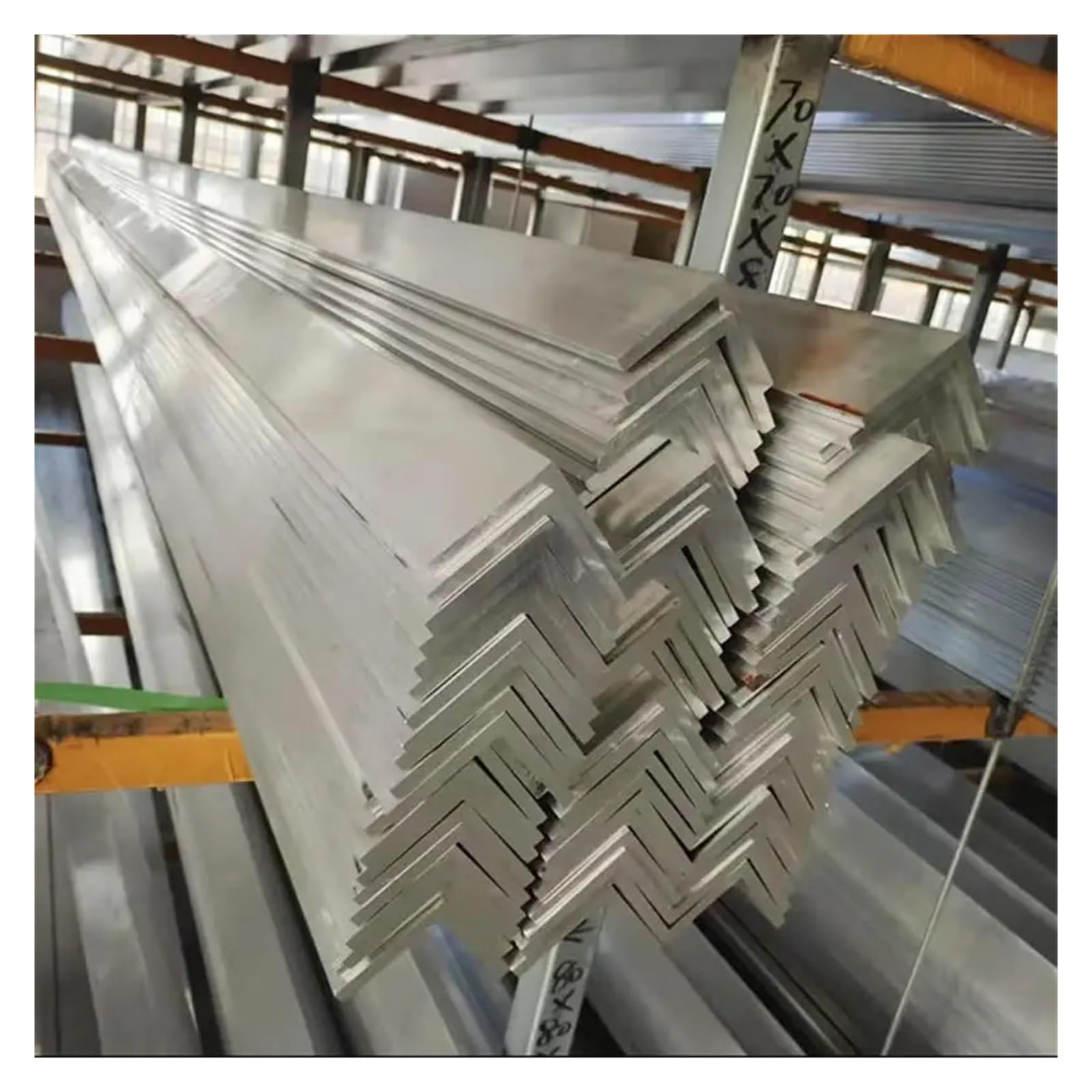 Ángulo de aluminio Borde de aleación aluminio en forma L 1 pieza | Aluminio 6063 en ángulo recto Resistente al óxido Plata ligera(500MM_THICK 4MM)