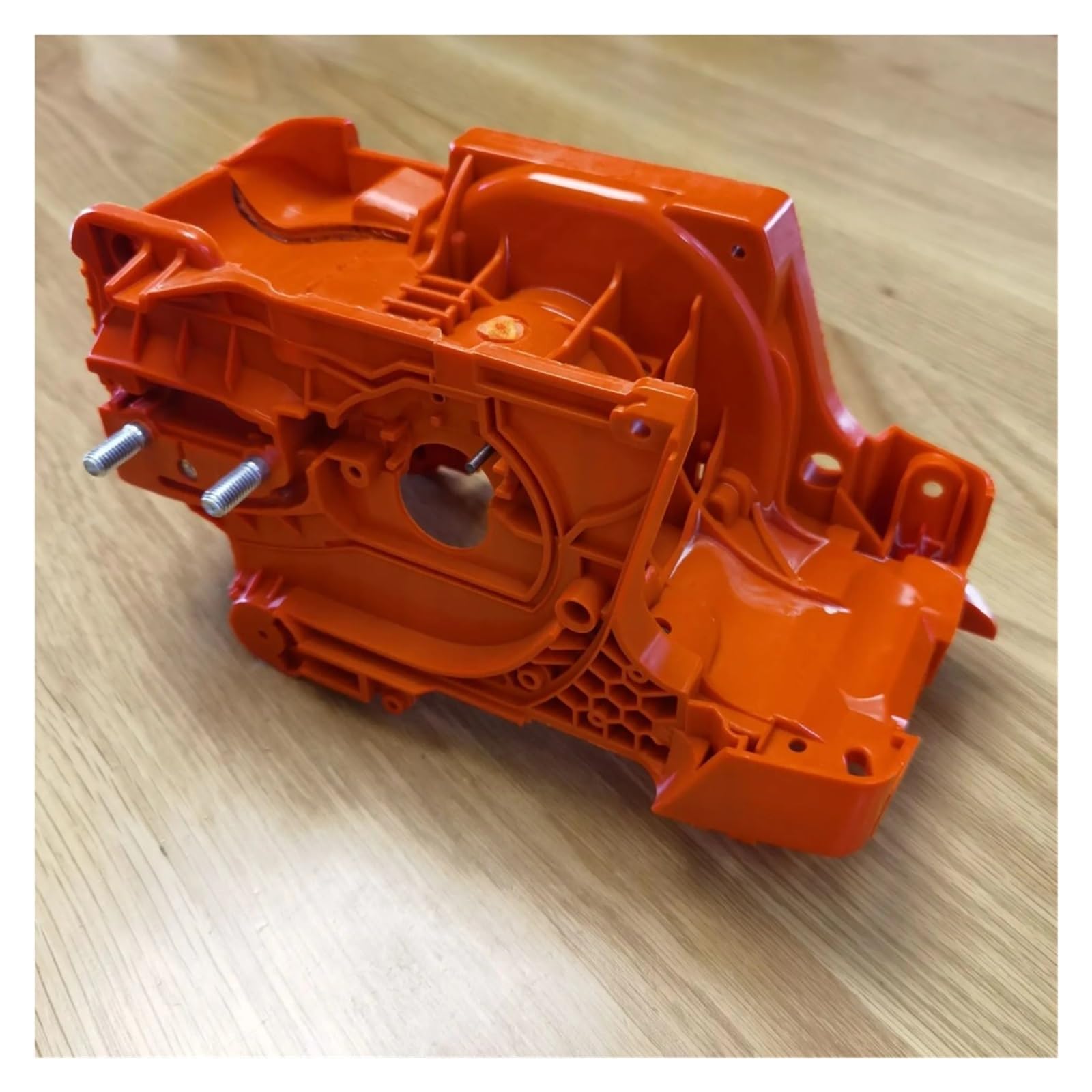 Carter moteur tronçonneuse 340 pièce rechange 537172001 motoculture 345 350