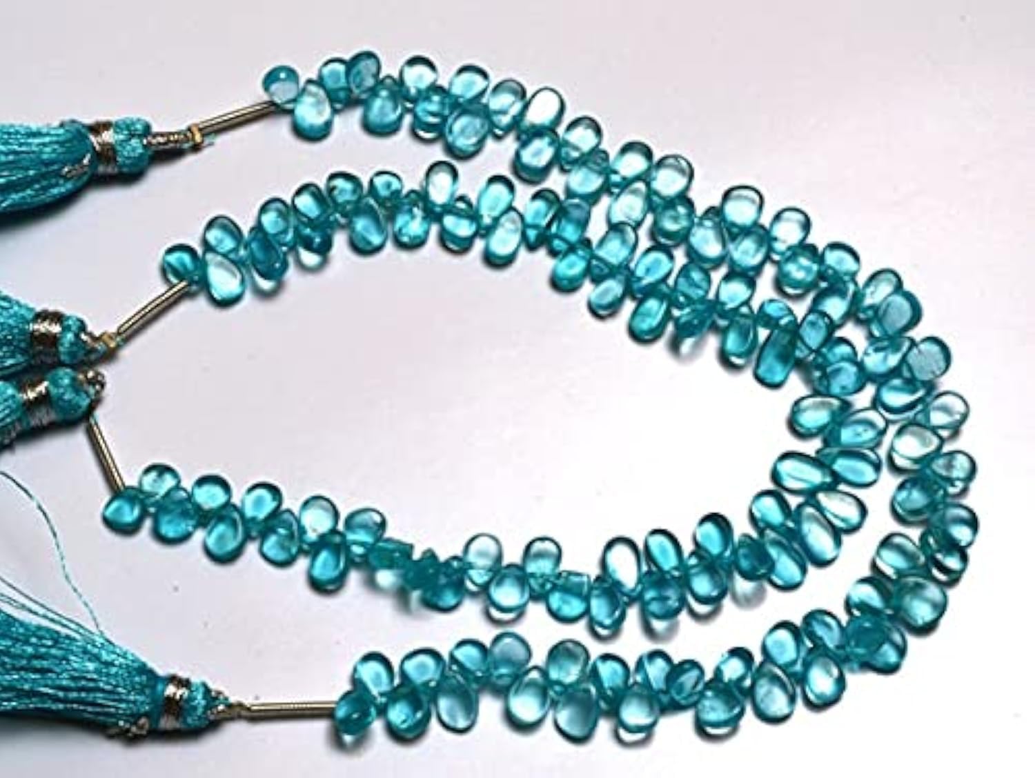 Apatite verte lisse AAA pour éliminer les imperfections de vos bijoux