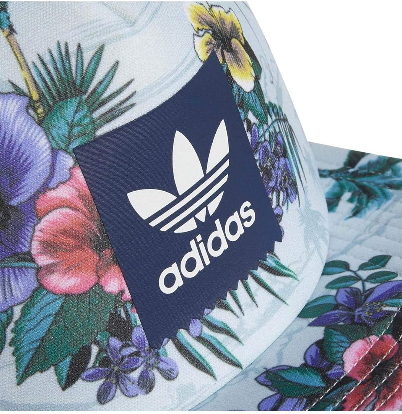 gorra adidas multicolor