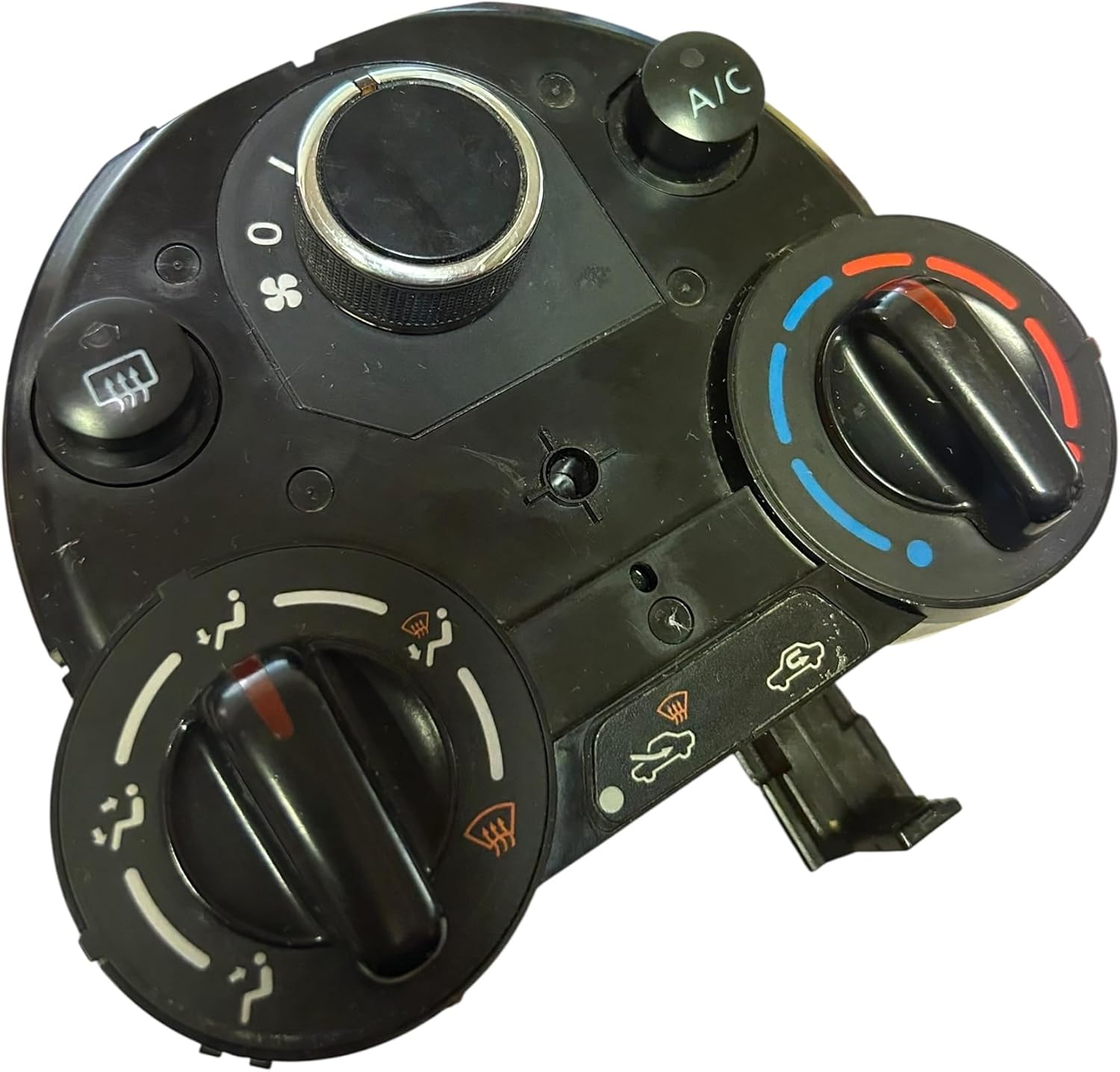 2015-2016-2017-2018-2019 Compatible With Nissan Versa and Nissan Micra AC Heater Climate Control 27513 9KK0A Used