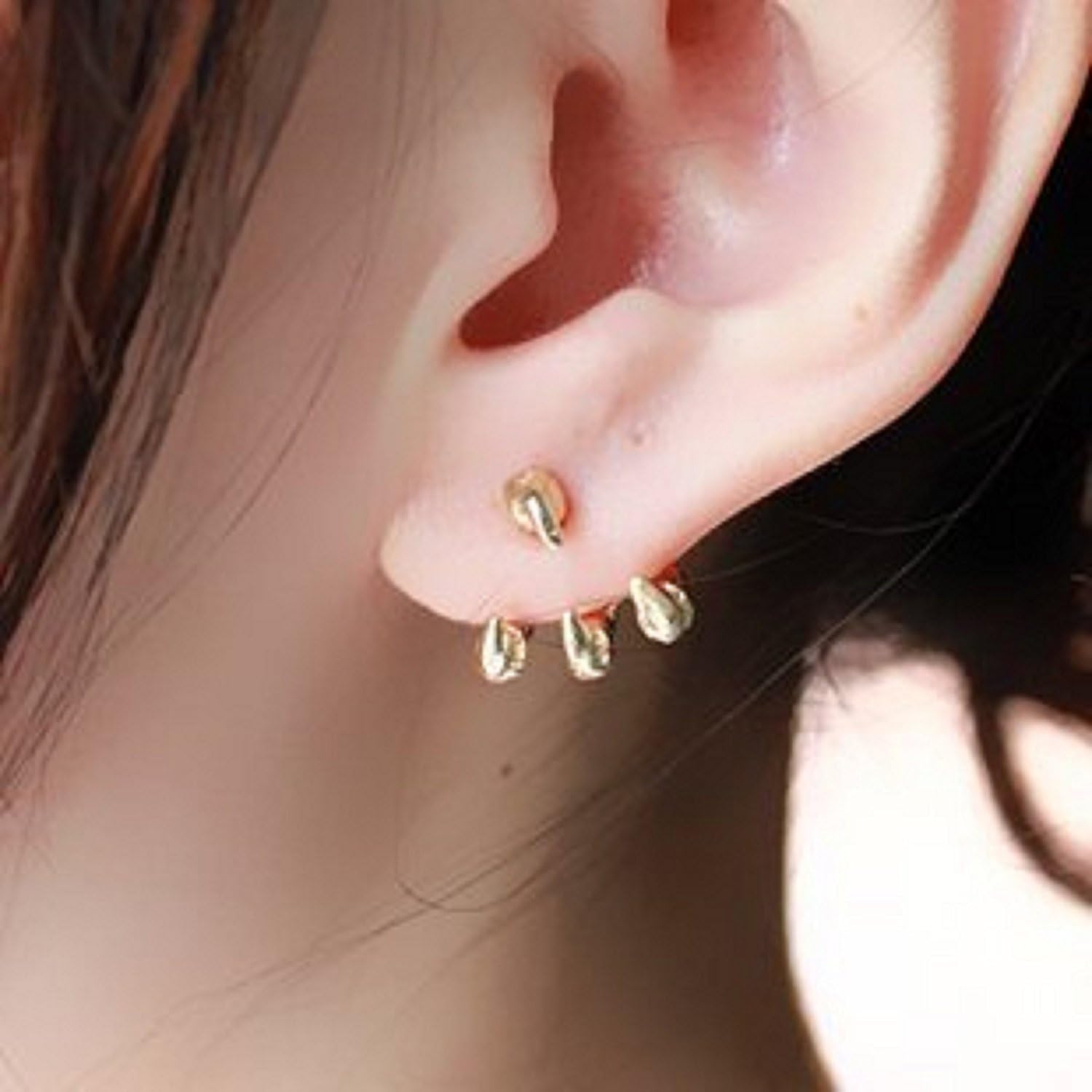 Amazon Co Jp ドラゴンの爪ピアス 龍の爪タイプ 2個セット両耳用 耳飾り メンズ レディース ゴールド Gold プレゼント 贈り物にも ジュエリー