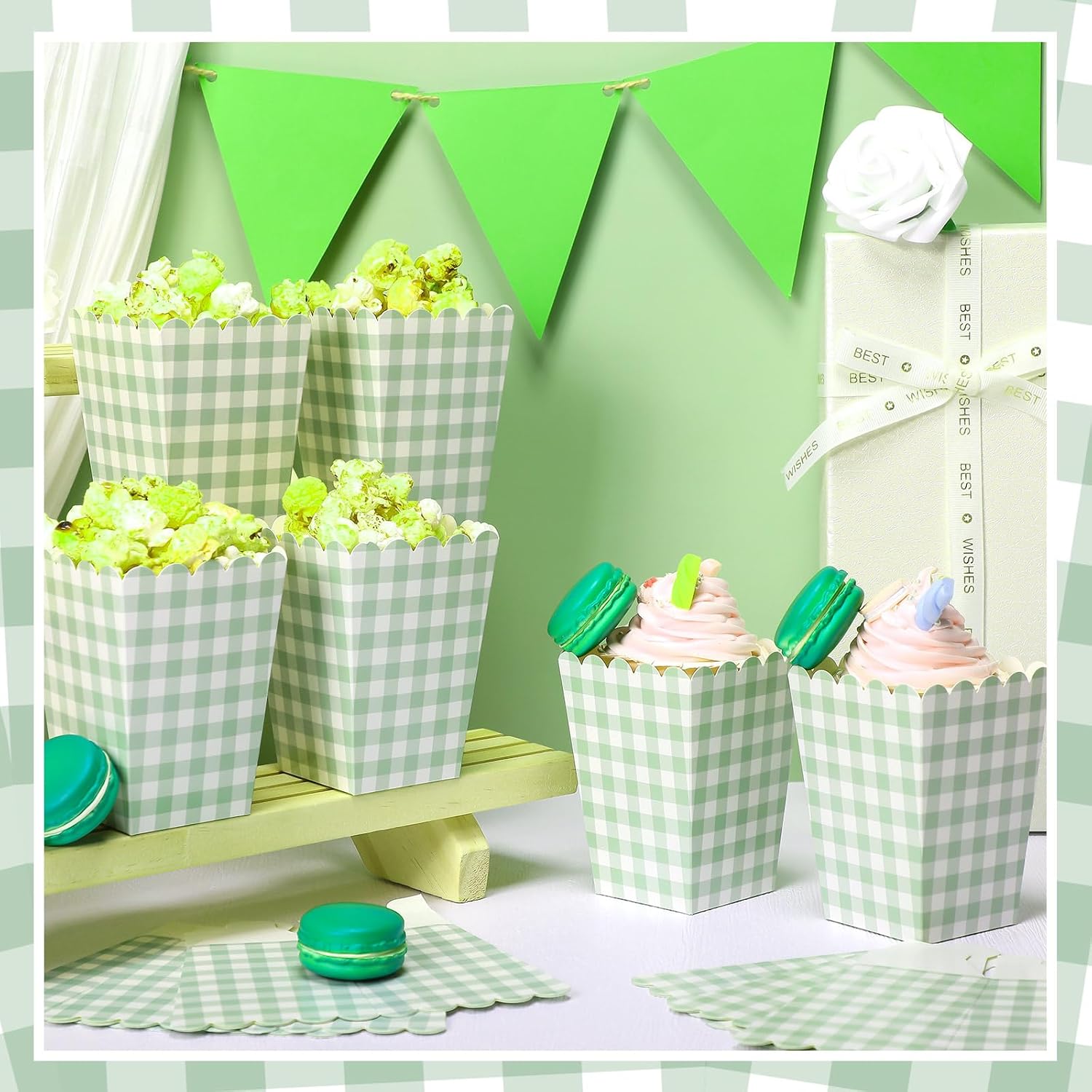 Gueevin 100 Pcs Green Gingham Popcorn Boxes with Scalloped Mini Paper Popcorn Containers Bulk Gingham Green Party Favor for Movie Night Decorations Bridal Baby Shower Party Supplies