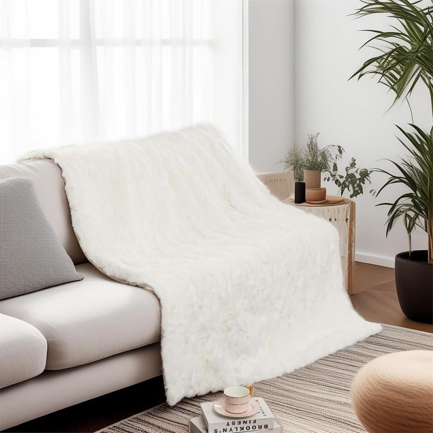 Medium faux fur blanket white fur