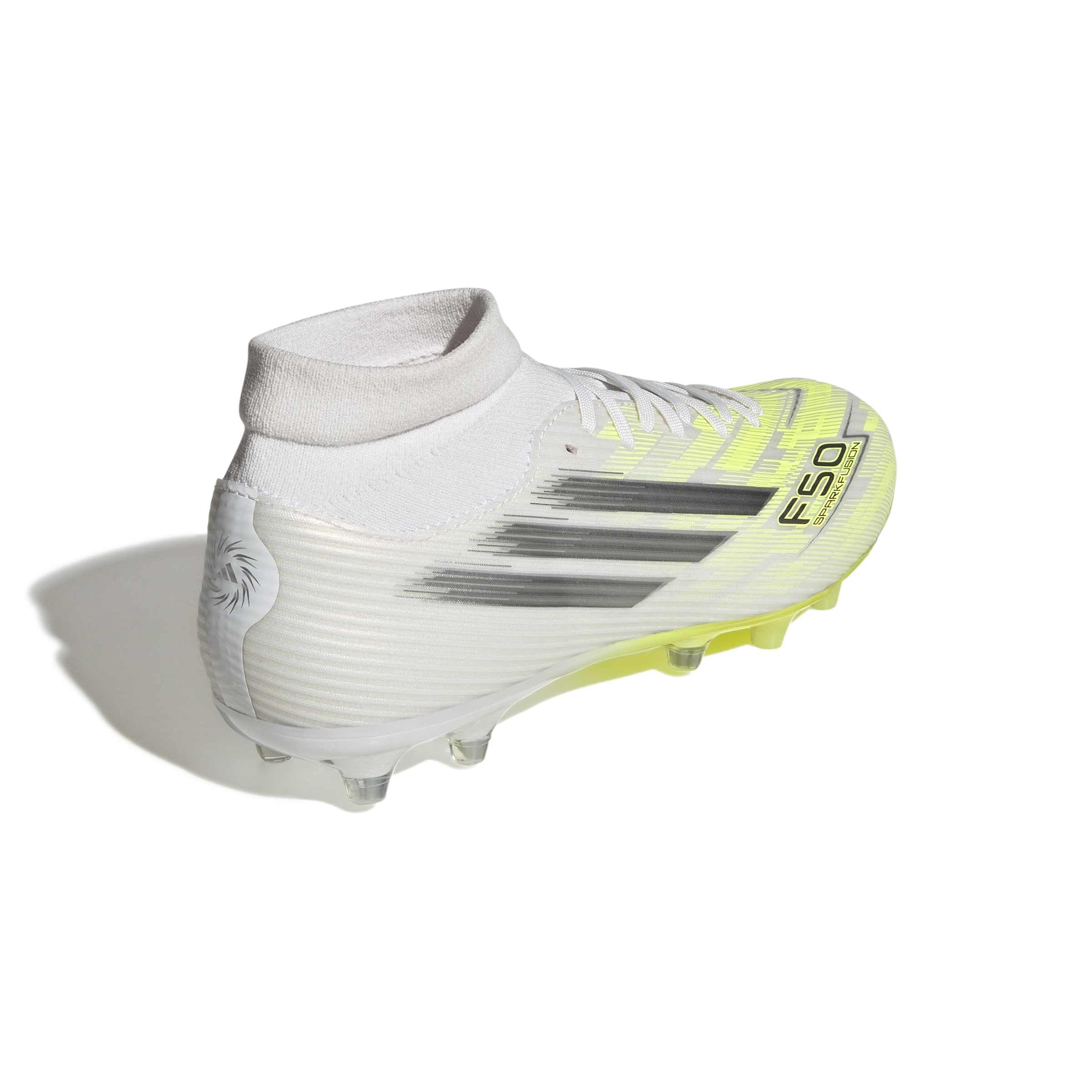 adidas Women's Bota de fútbol de Media caña F50 SPARKFUSION League para césped Natural seco/césped Artificial (Mujer)