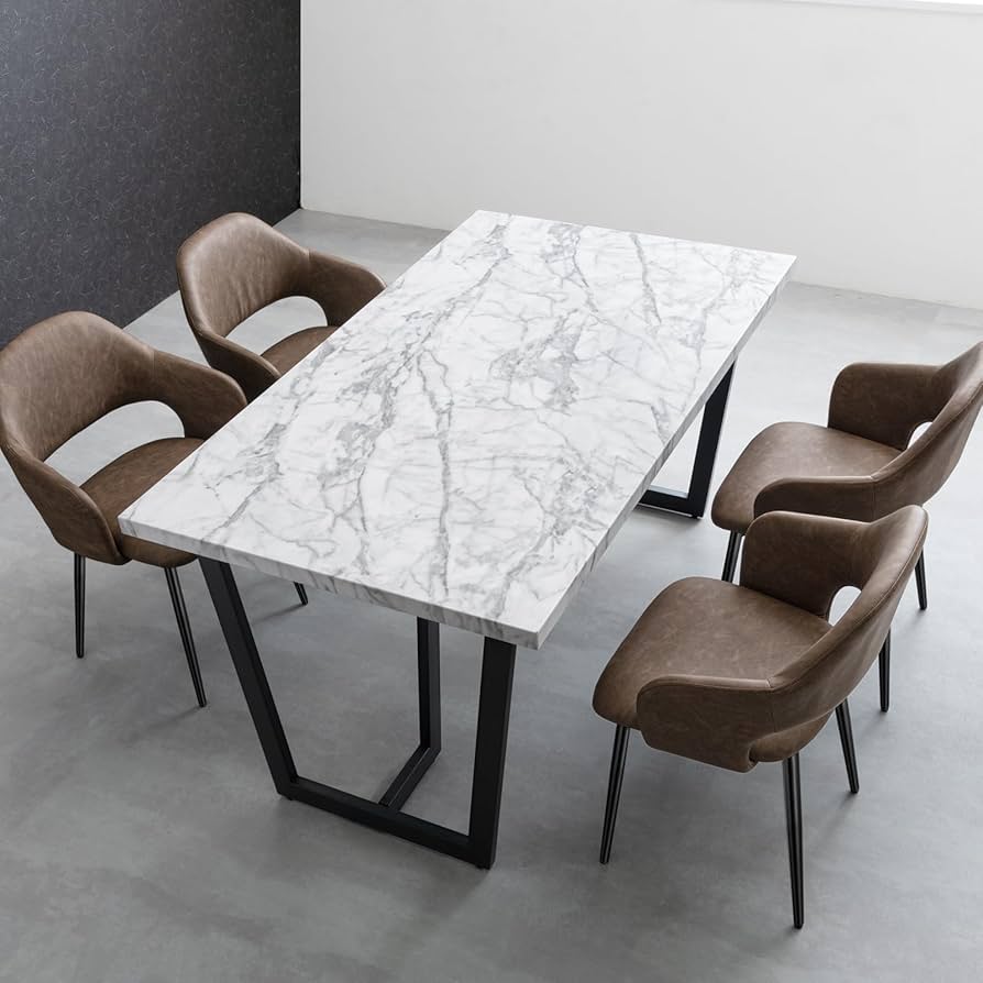 ダイニングテーブル 椅子4脚セット○目立つ傷はほとんどなく綺麗です！