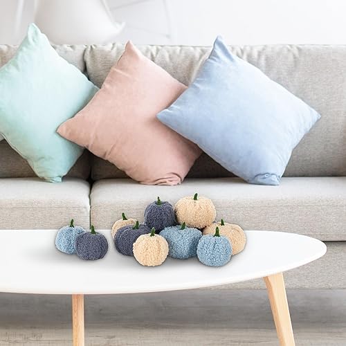 Miniatura 5 de Whaline 12 calabazas de sherpa de imitación surtidas, decorativas, 2 tamaños, calabazas de tela azul y blanca, calabazas de espuma, centro de mesa