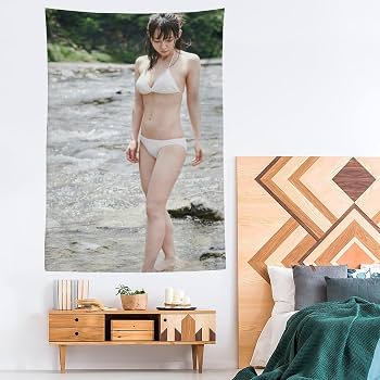 Amazon.co.jp: 吉岡里帆 水着 写真集 ポスター (24) タペストリー 芸術