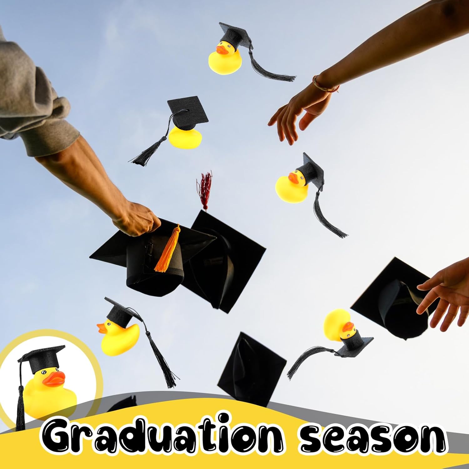 Lenwen 24 Pcs Graduation Rubber Ducks with Grad Cap Mini Rubber Duckies Gifts Bulk for Graduation Party Favors Decoration (Black Grad Hat)