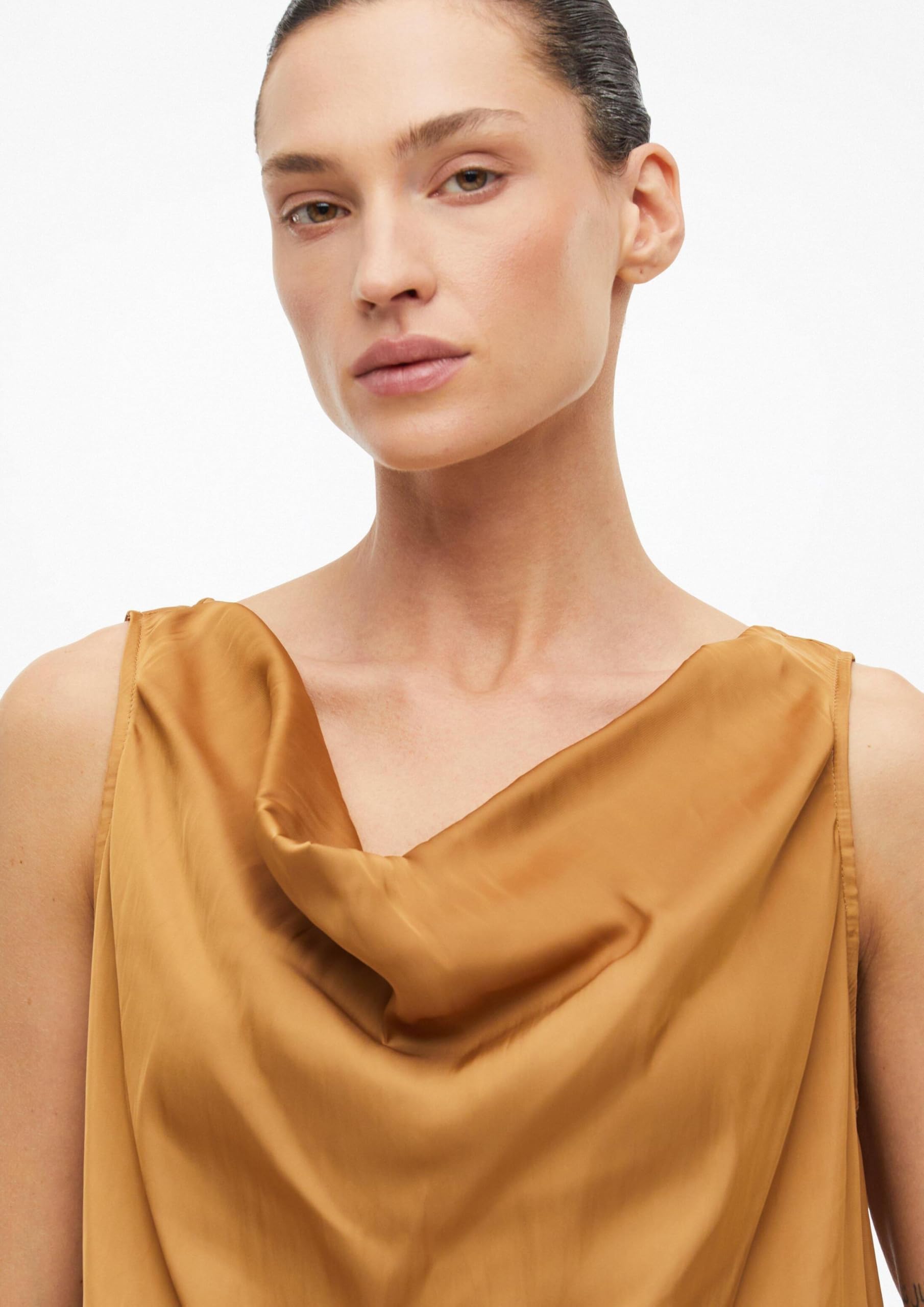 s.Oliver Damen Bluse – ärmellos, Satin, Wasserfallausschnitt, Regular Fit – Für Party & Business