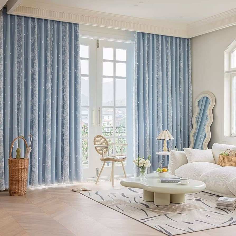 【姫系インテリアにぴったり・星のような光×フリル付き遮光カーテン 2枚組】 姫系インテリアにぴったり・星のような光×フリル付き遮光カーテン 2枚