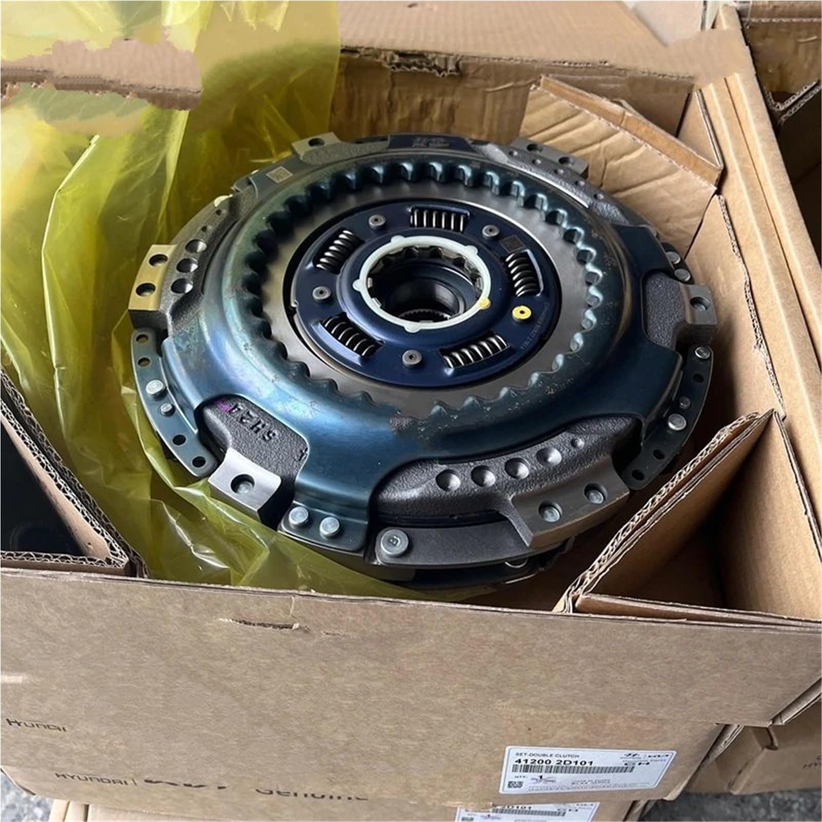 sprzęgło przeciwstołowe OEM Podwójne sprzęgło 412002D200 Pasuje do Hyundai Pasuje do Kia Pasuje do Veloster Pasuje do Sonata Pasuje do Tucson Pasuje do Kona