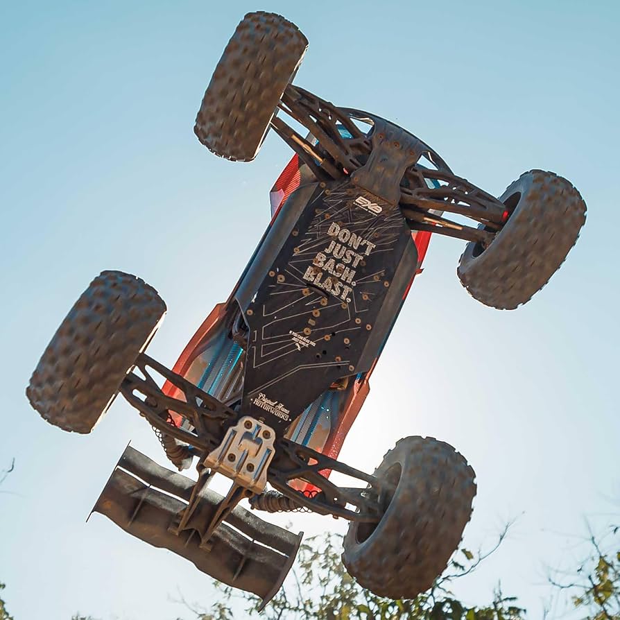Amazon.com: ARRMA Camión RC 1/8 KRATON 4X4 6S BLX Sin escobillas