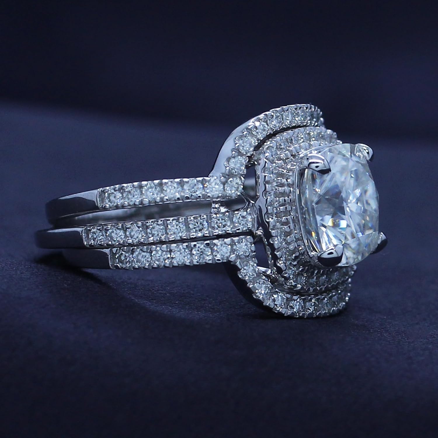 SAVEARTH DIAMONDS Cushion Cut Lab Created Moissanite Engagement Ring & Double Wedding Band Halo Bridal Set, Wedding Rings Bands in 14k Gold Plated 925 Sterling Silver (3.50 Cttw, G-H/VVS1)