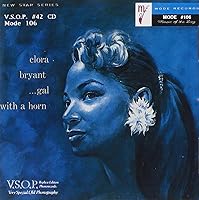 Vista 1 de Gal with a Horn