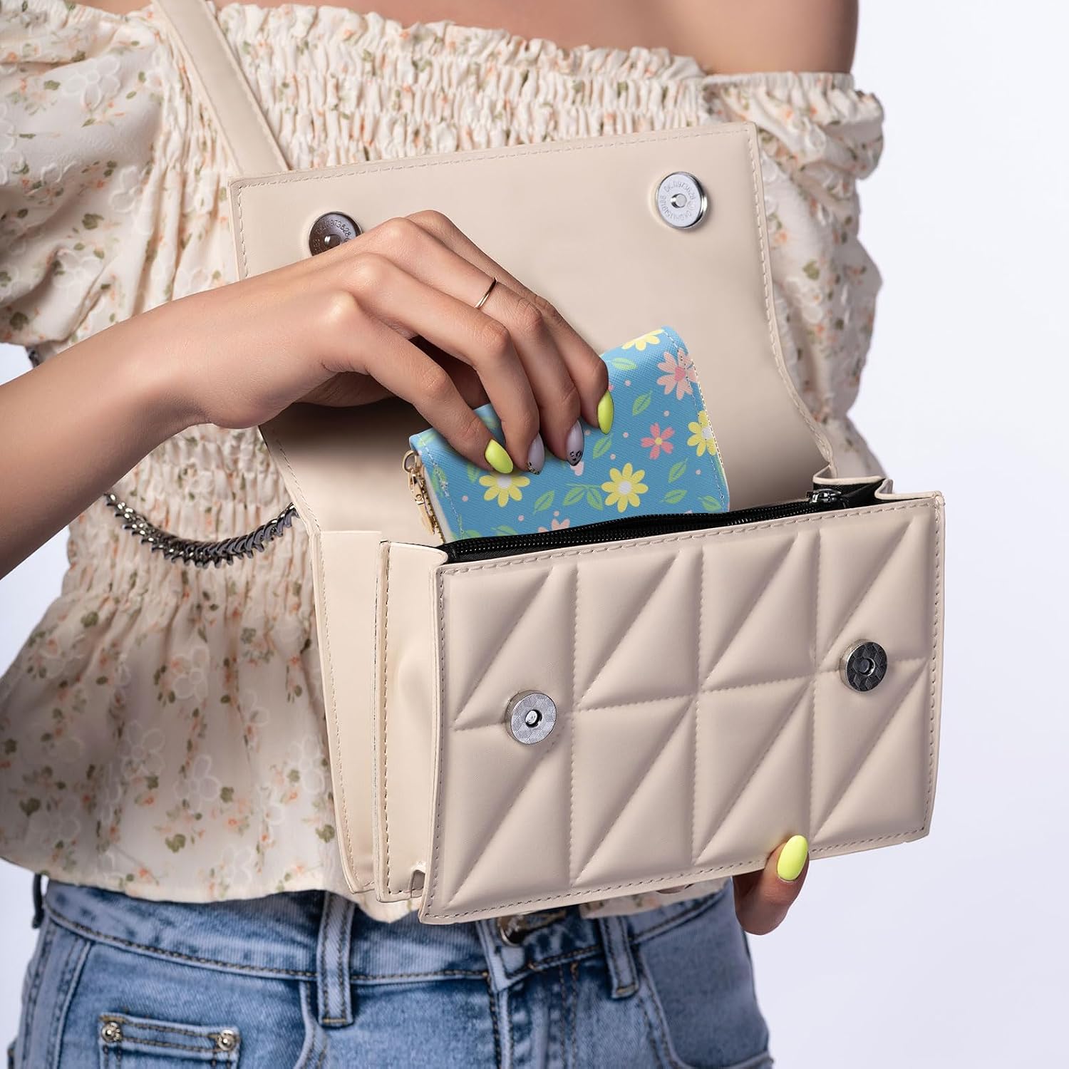 LJCZKA Credit Card Holder for Women Girls Small Card Case Short Flower Cute Accordion Organizer Coin Purse with Zipper