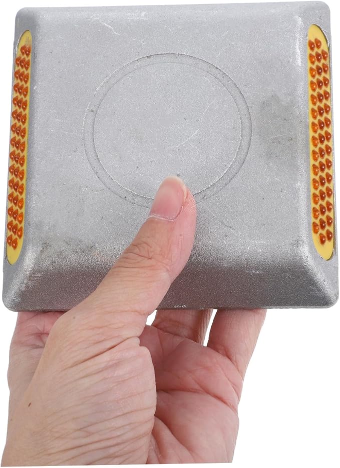 Refletores de aluminio para vialidad y entradas miniatura 3