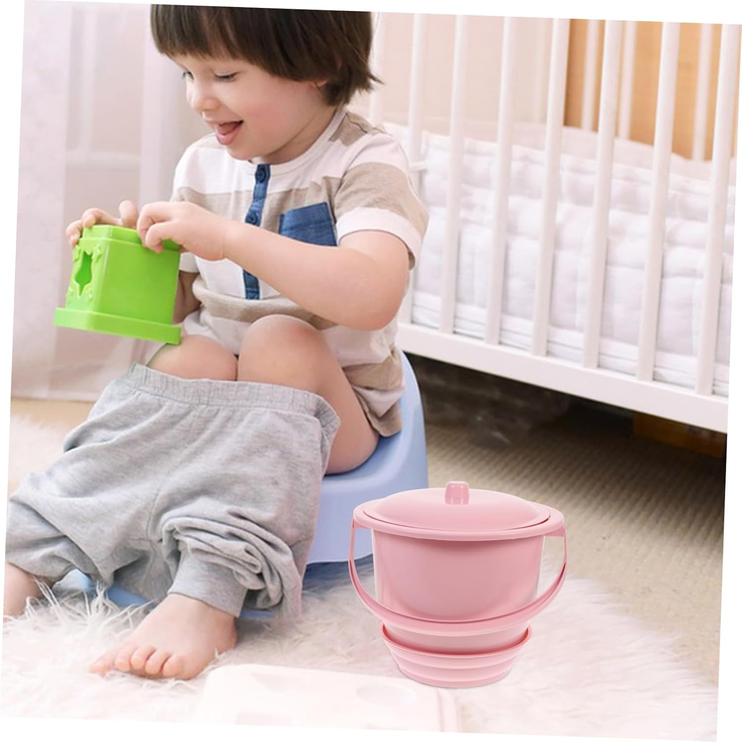 ERINGOGO 1Pc Portable Chamber Pot with Lid Thickened Urinal Bucket for Home Use Spittoon for Elders and Pregnant Women Easy to Clean and
