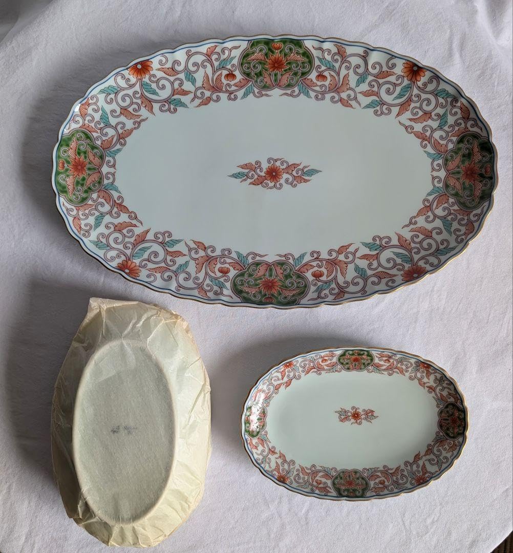Arita Ware Oval Plate Set