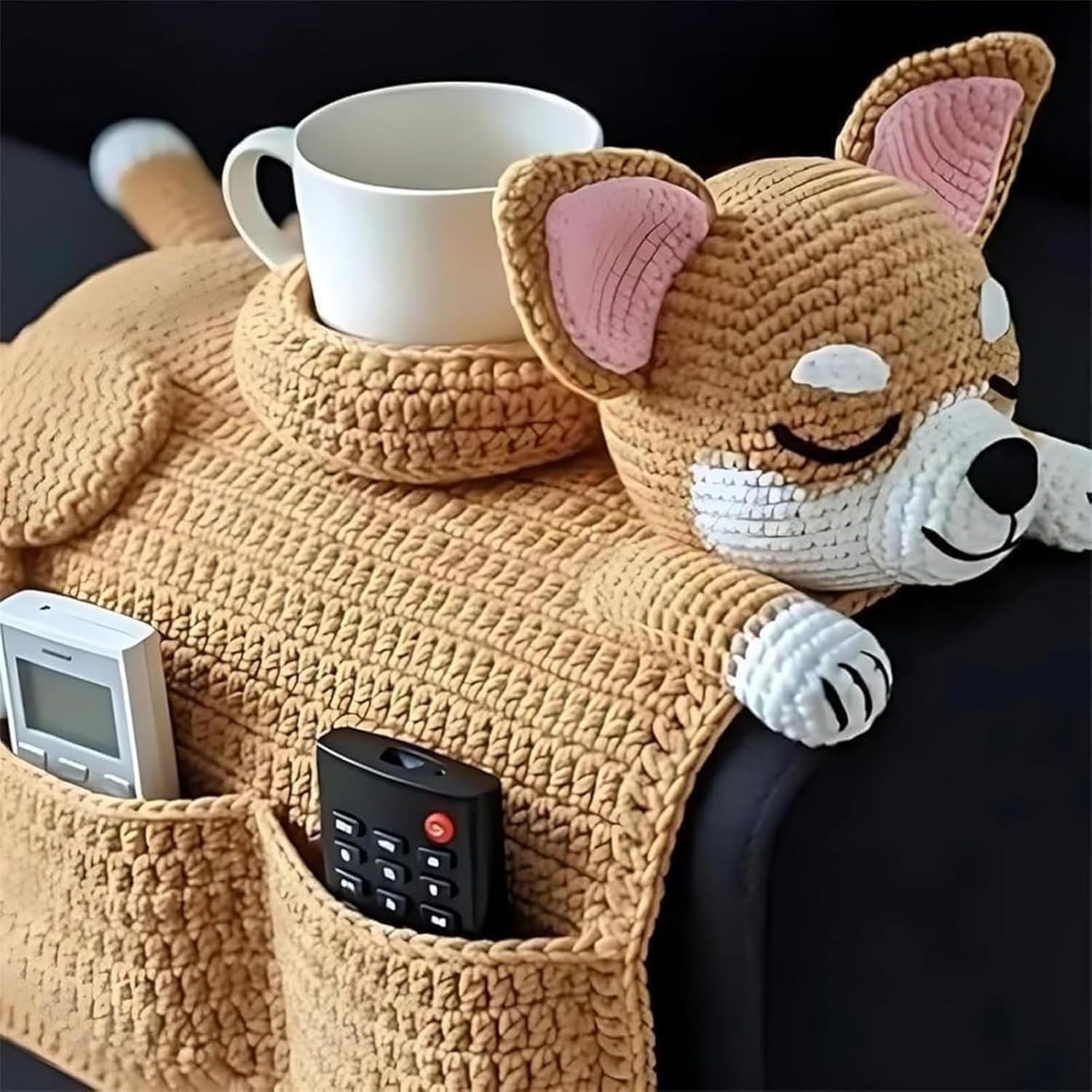 Crochet Dog Sofa Organizer 2 Pockets and 1 mug holder Organizer, Dogs-shaped Handmade Knit Armrest Caddy (1PCS-B)