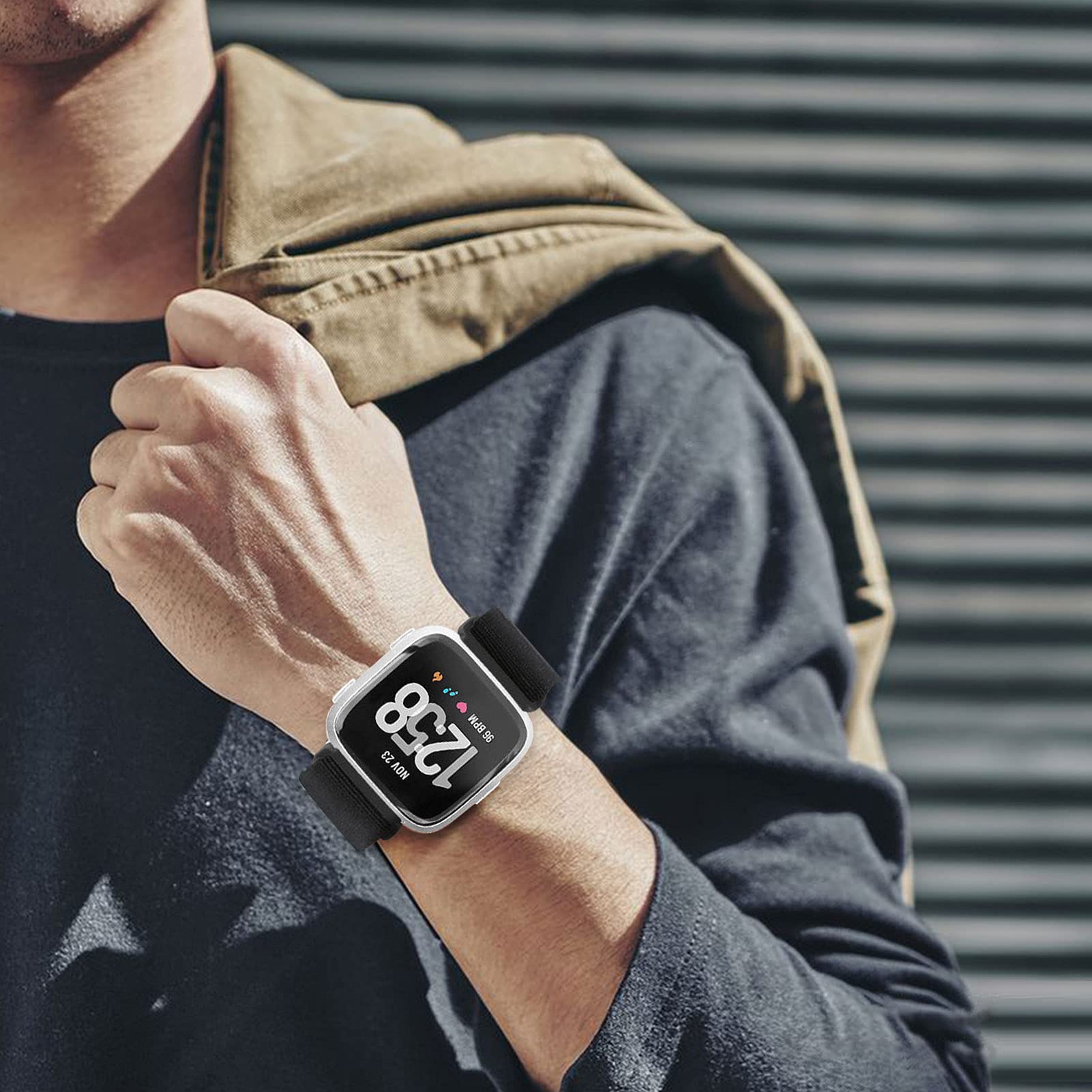 Cinturino Sportivo In Silicone Per Fitbit Versa / Versa 2 / Lite - Fibbia, Ricambio