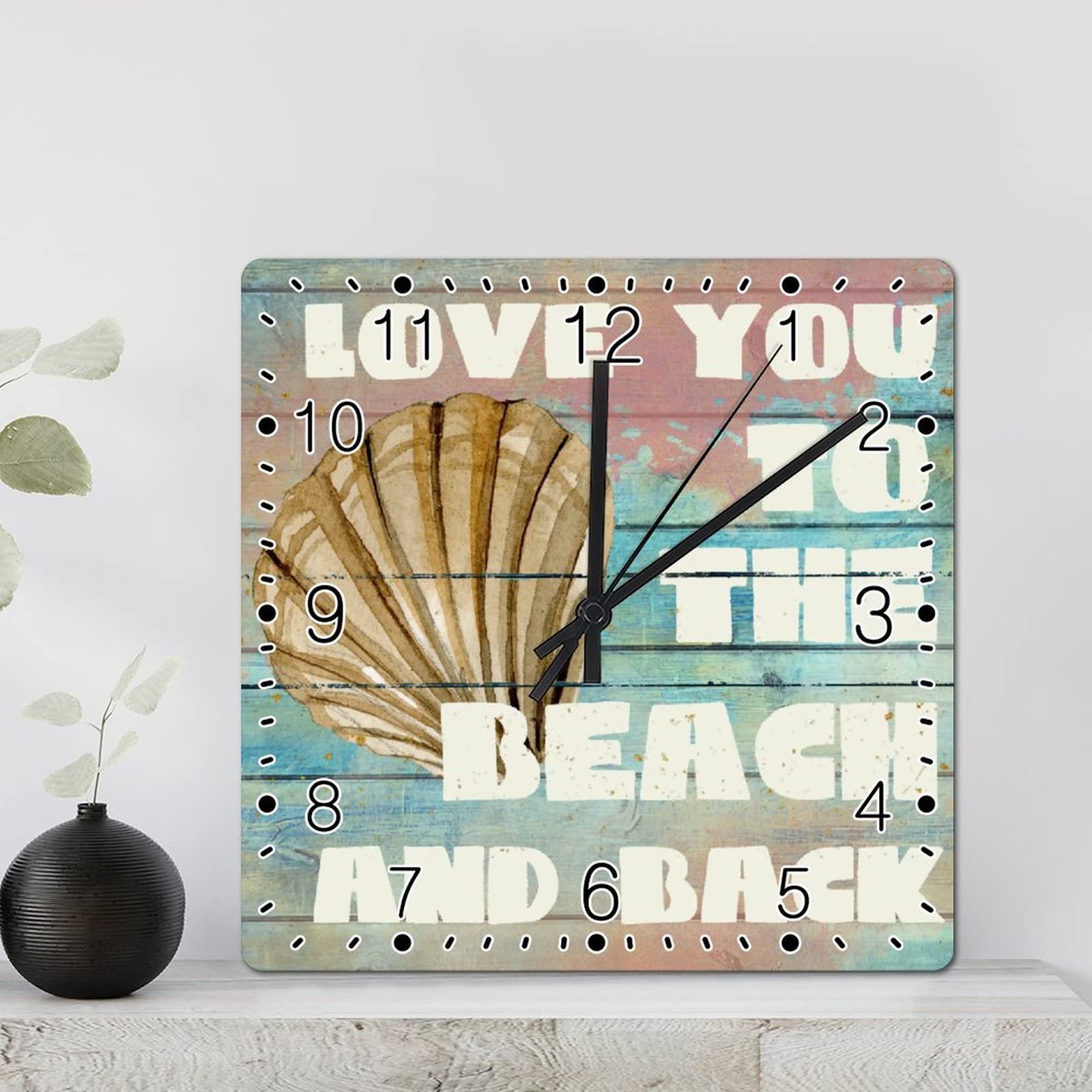 Horloge murale en bois coquillage, l'idée cadeau idéale pour un emménagement